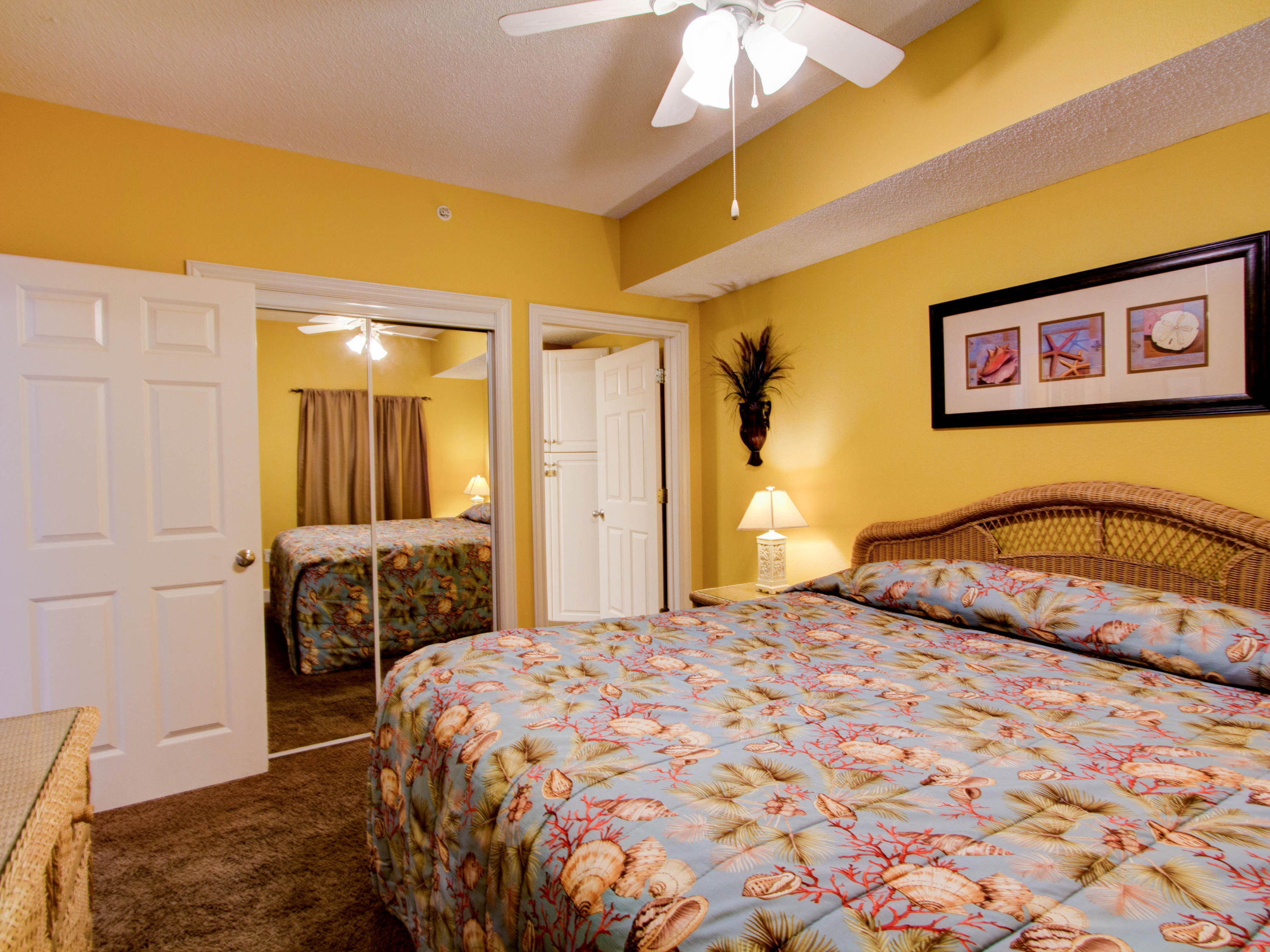 MAJESTIC BEACH TOWERS II - Residential