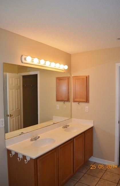 Twin Lakes Lane - Residential