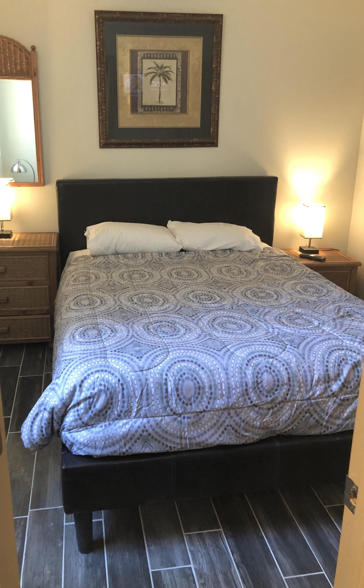 SUNBIRD CONDO - Residential