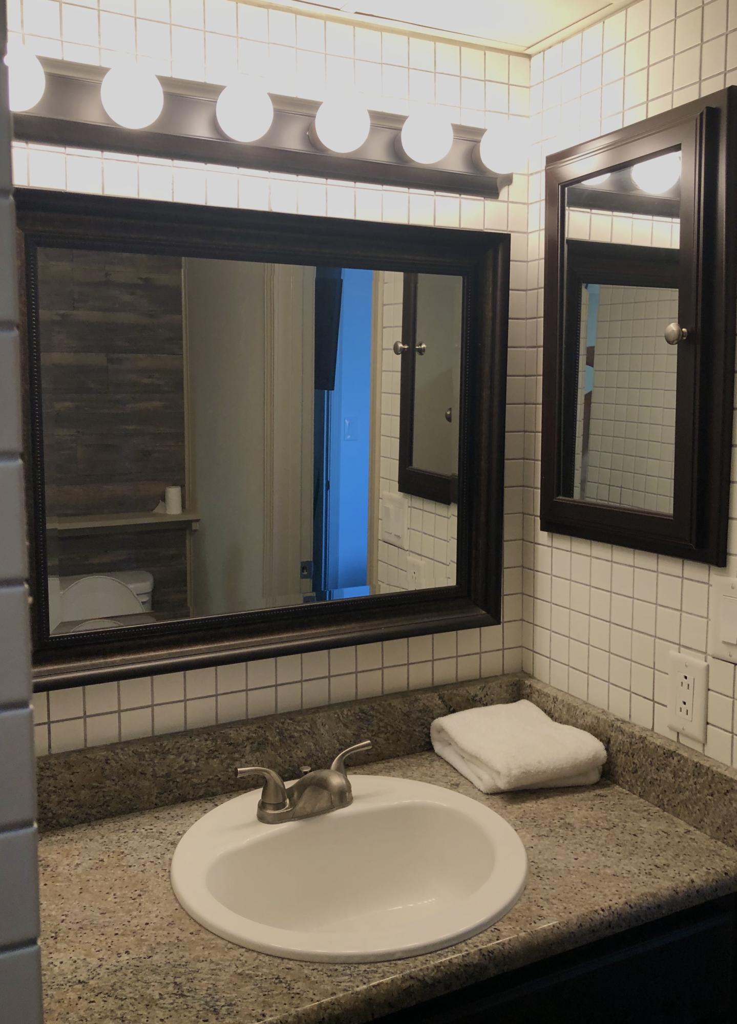 SUNBIRD CONDO - Residential