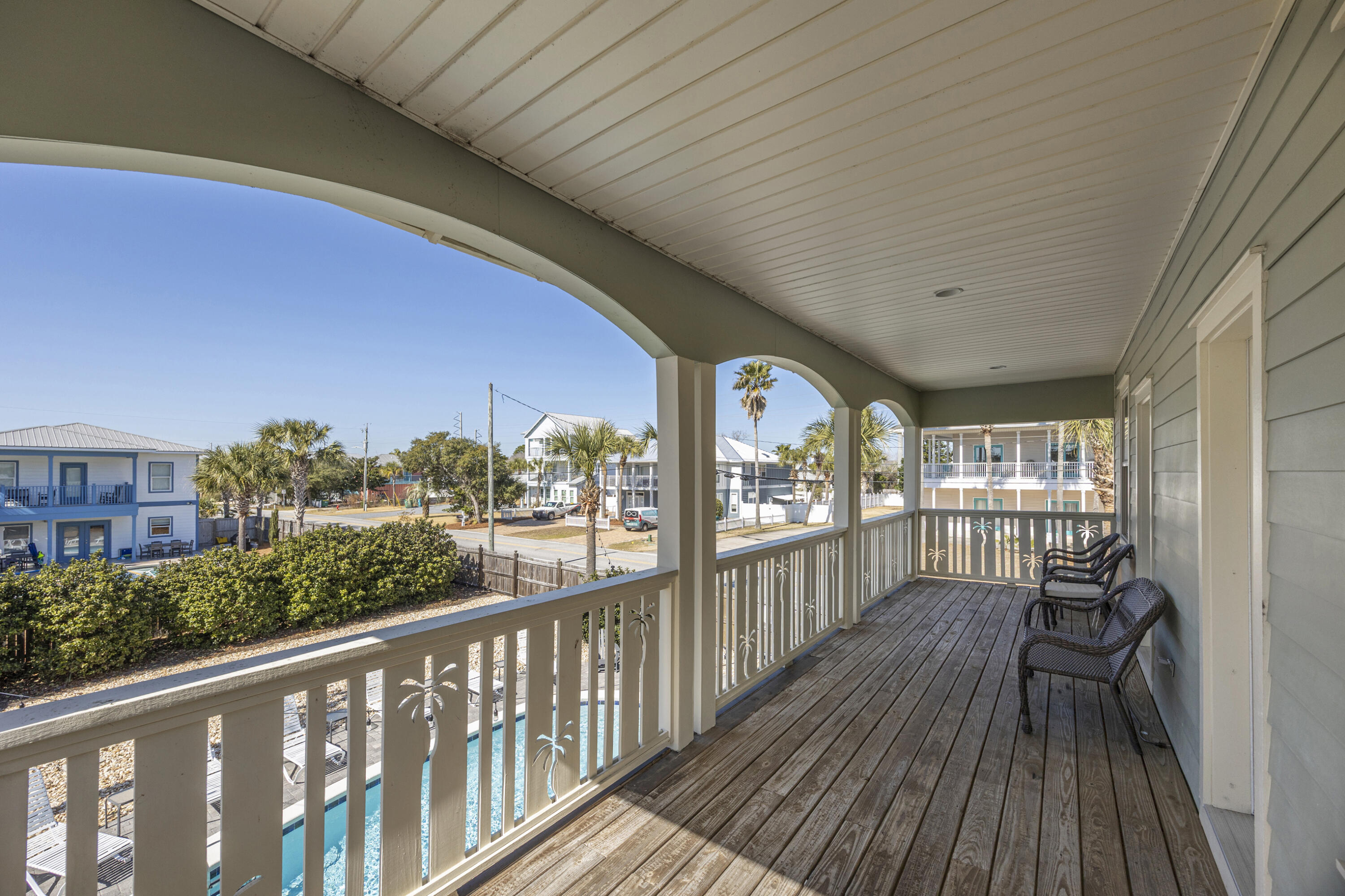 CRYSTAL BEACH - Residential