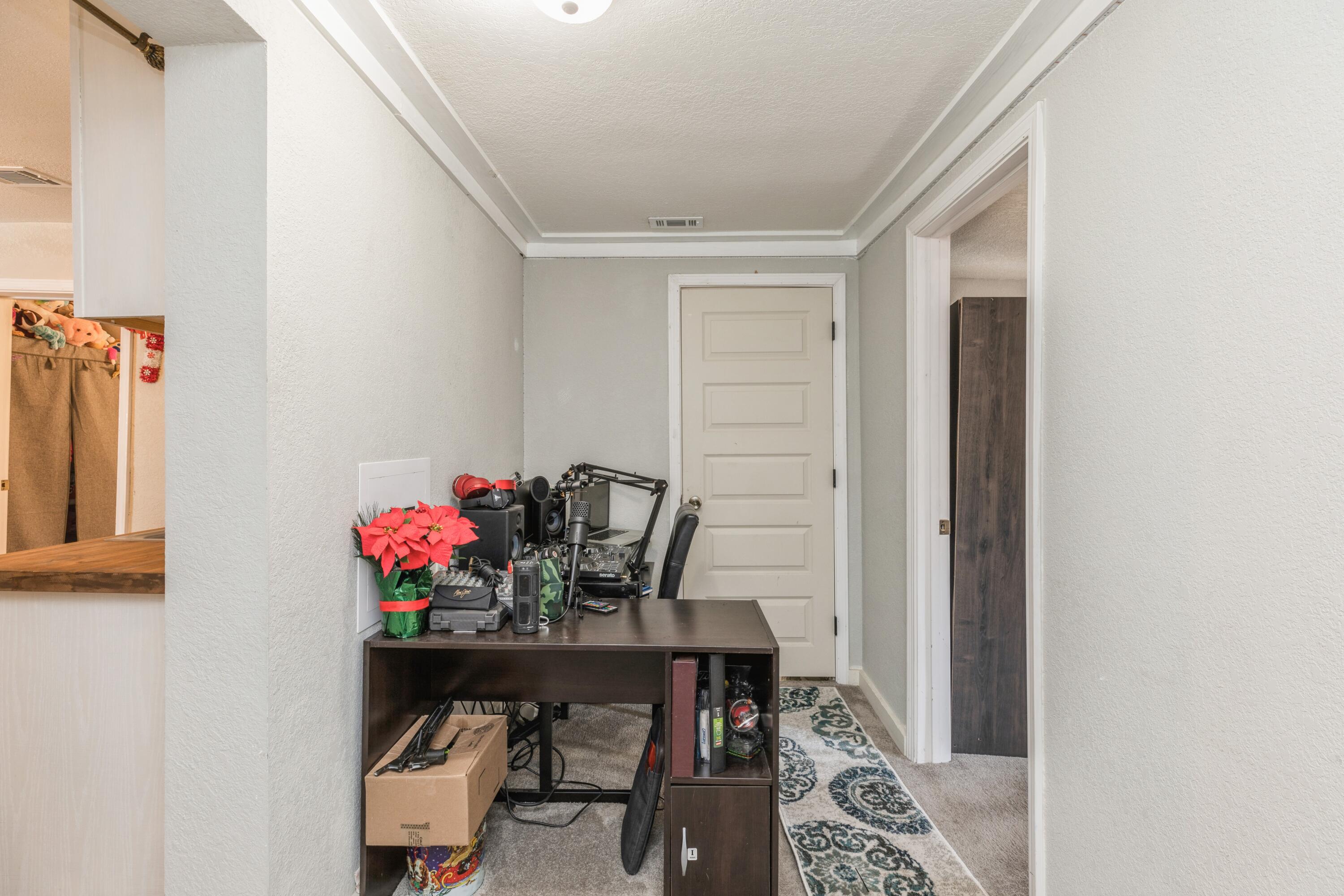 NO RECORDED SUBDIVISION - Residential