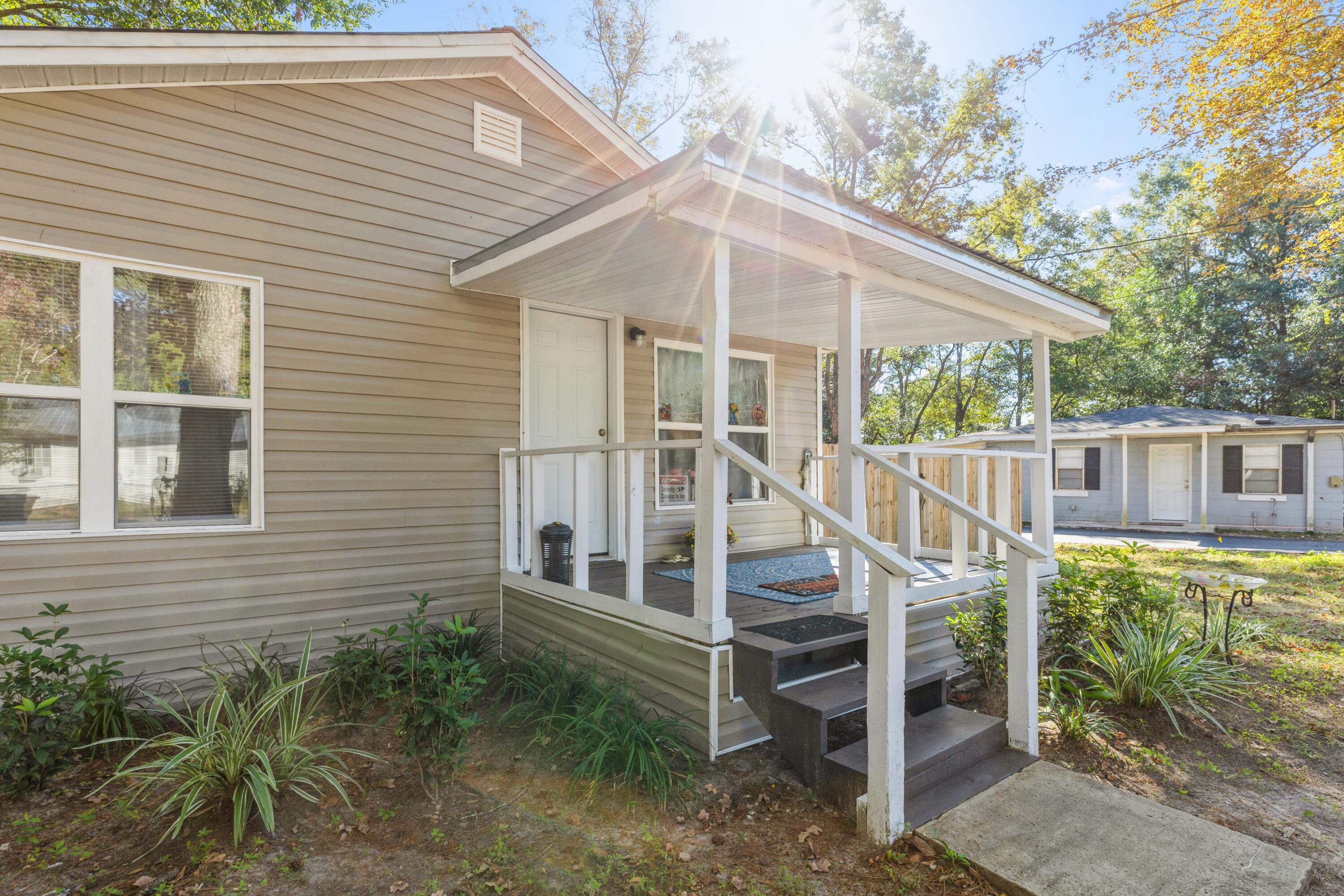 NO RECORDED SUBDIVISION - Residential