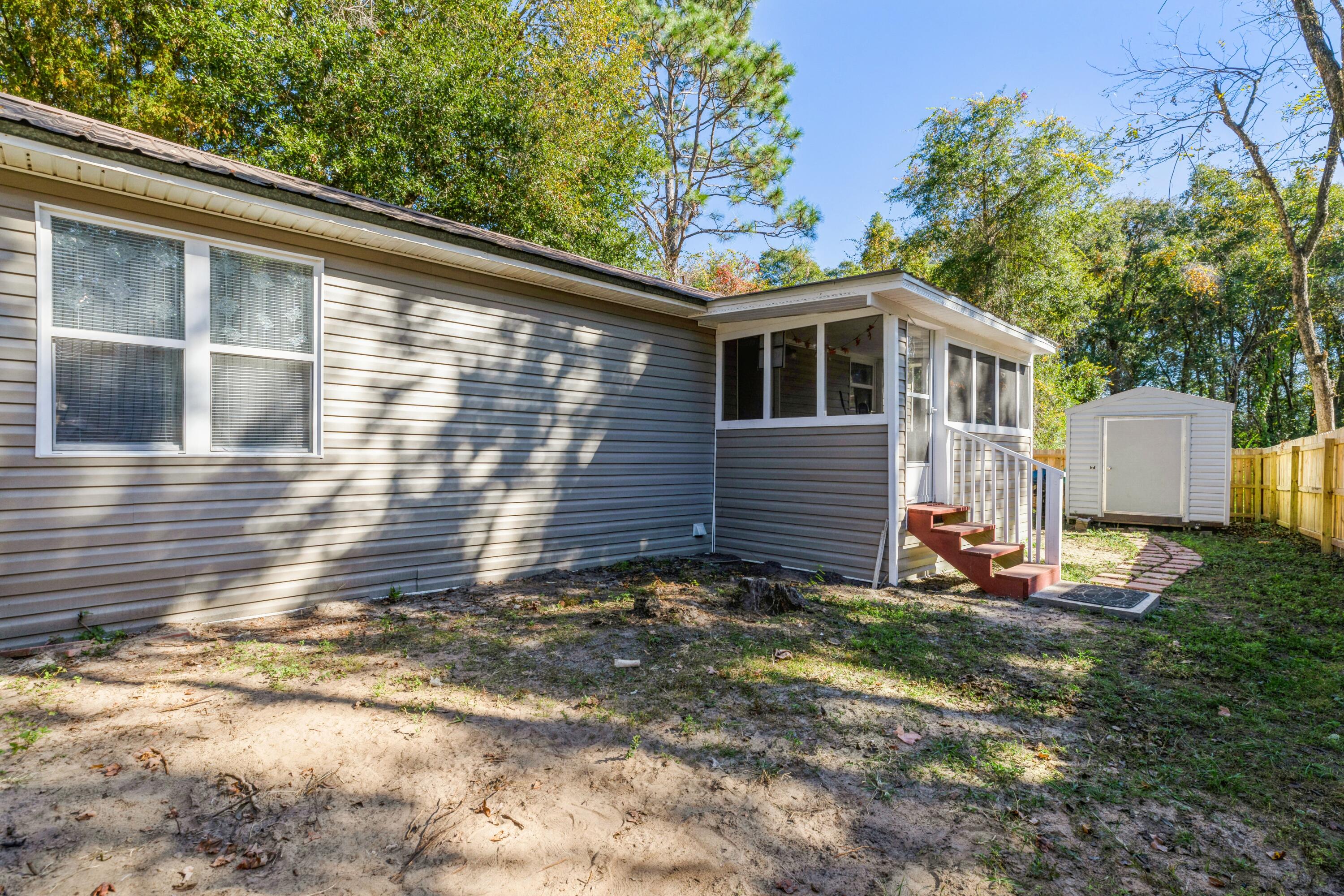 NO RECORDED SUBDIVISION - Residential