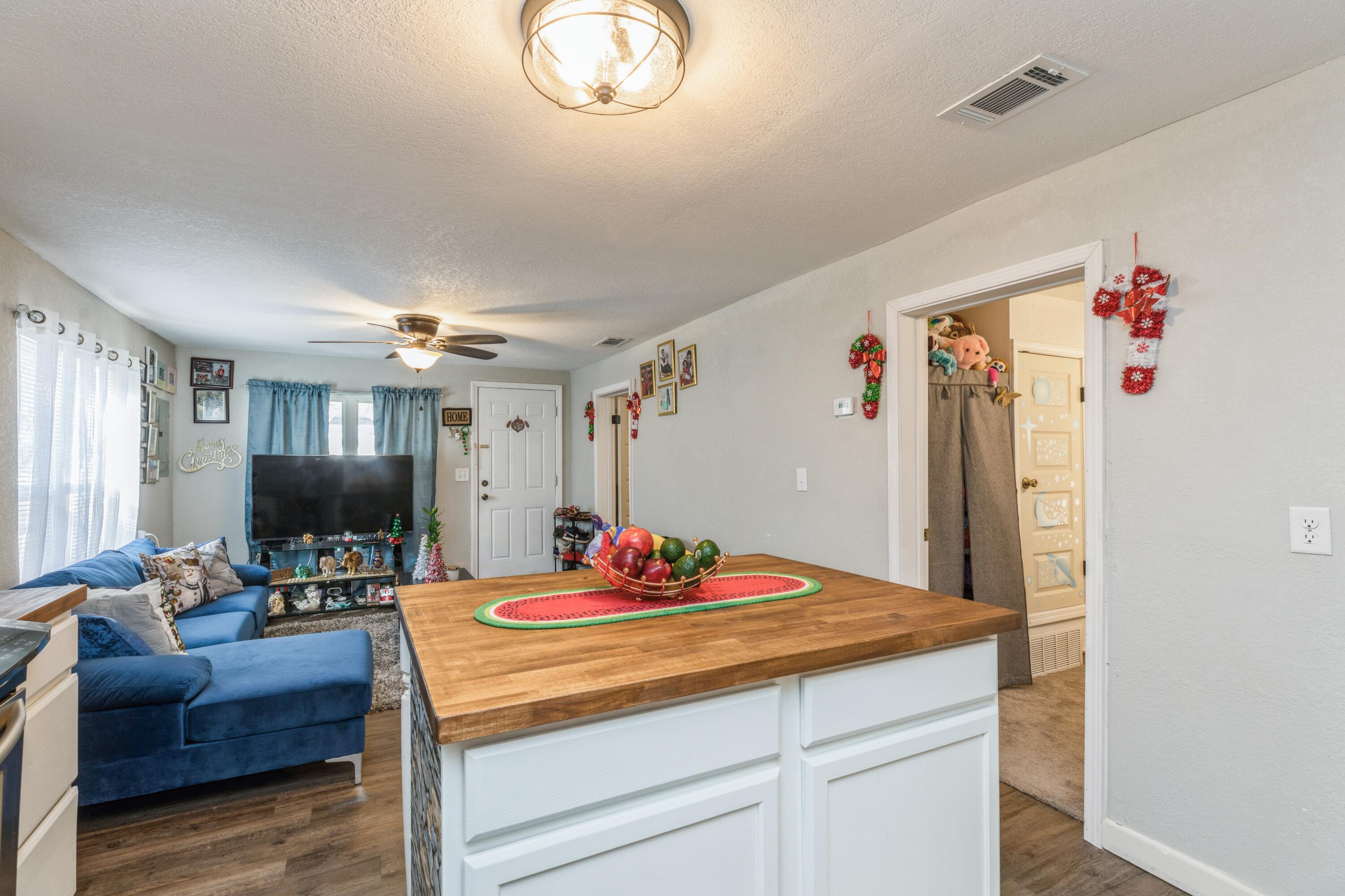 NO RECORDED SUBDIVISION - Residential