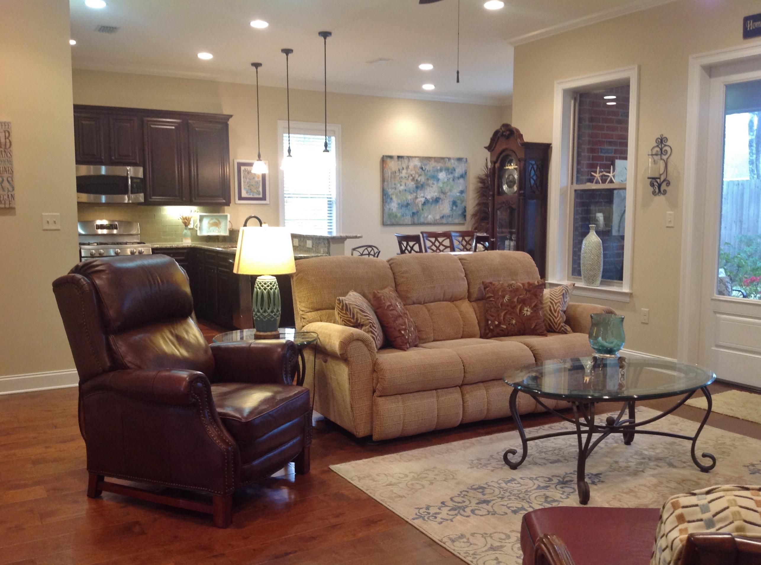 MAGNOLIA WOODS - Residential