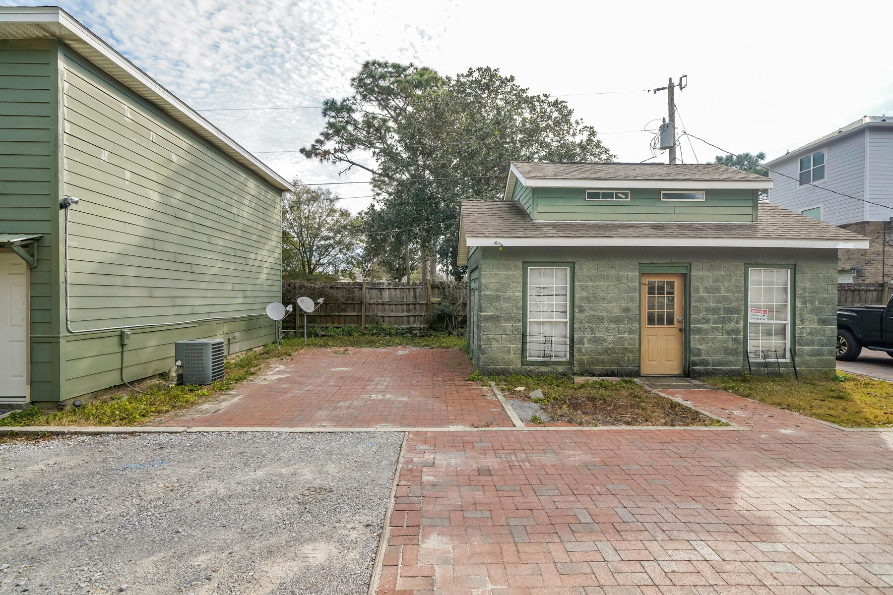 NAVARRE FIRST ADD - Residential