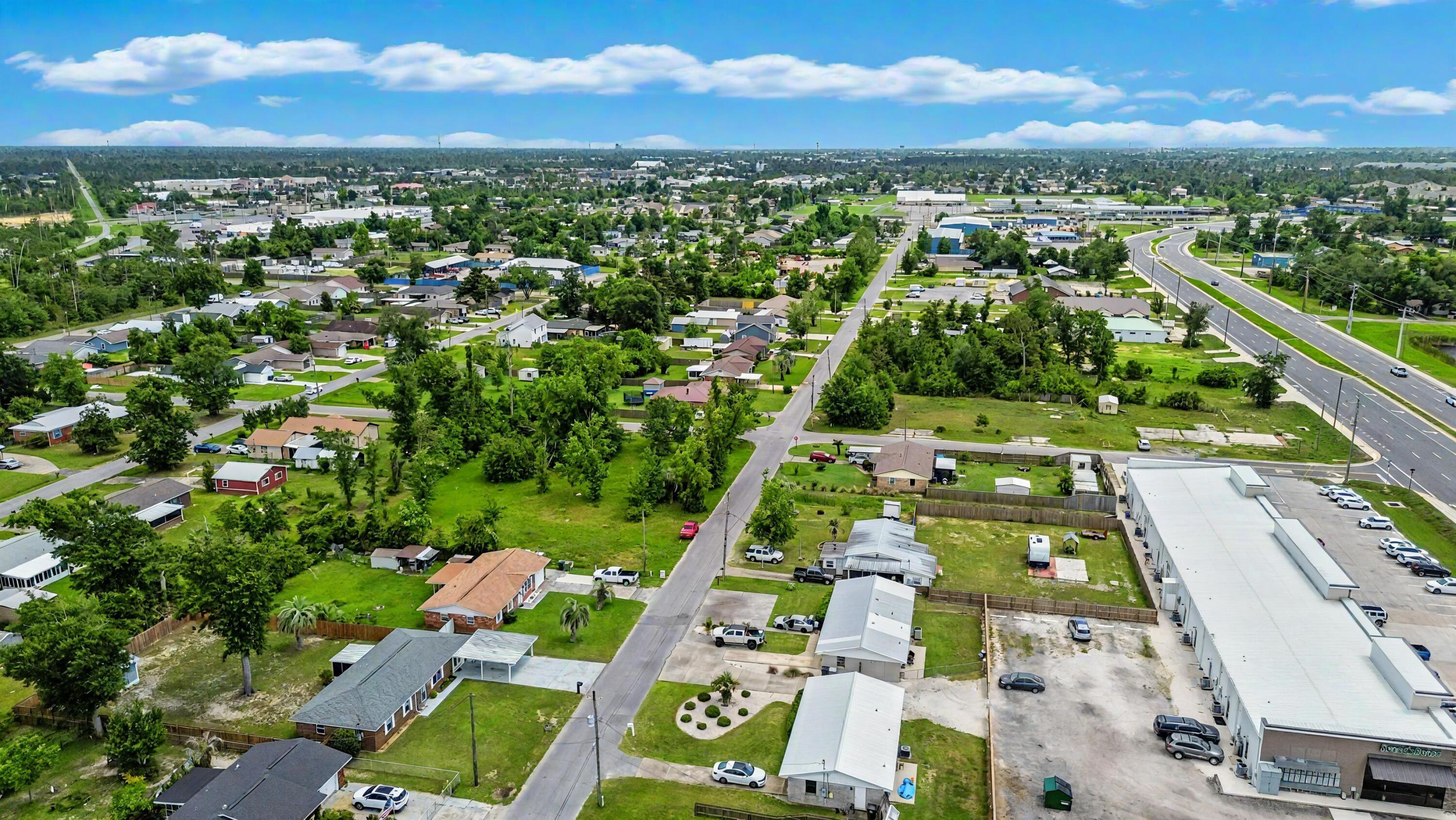 NO RECORDED SUBDIVISION - Residential