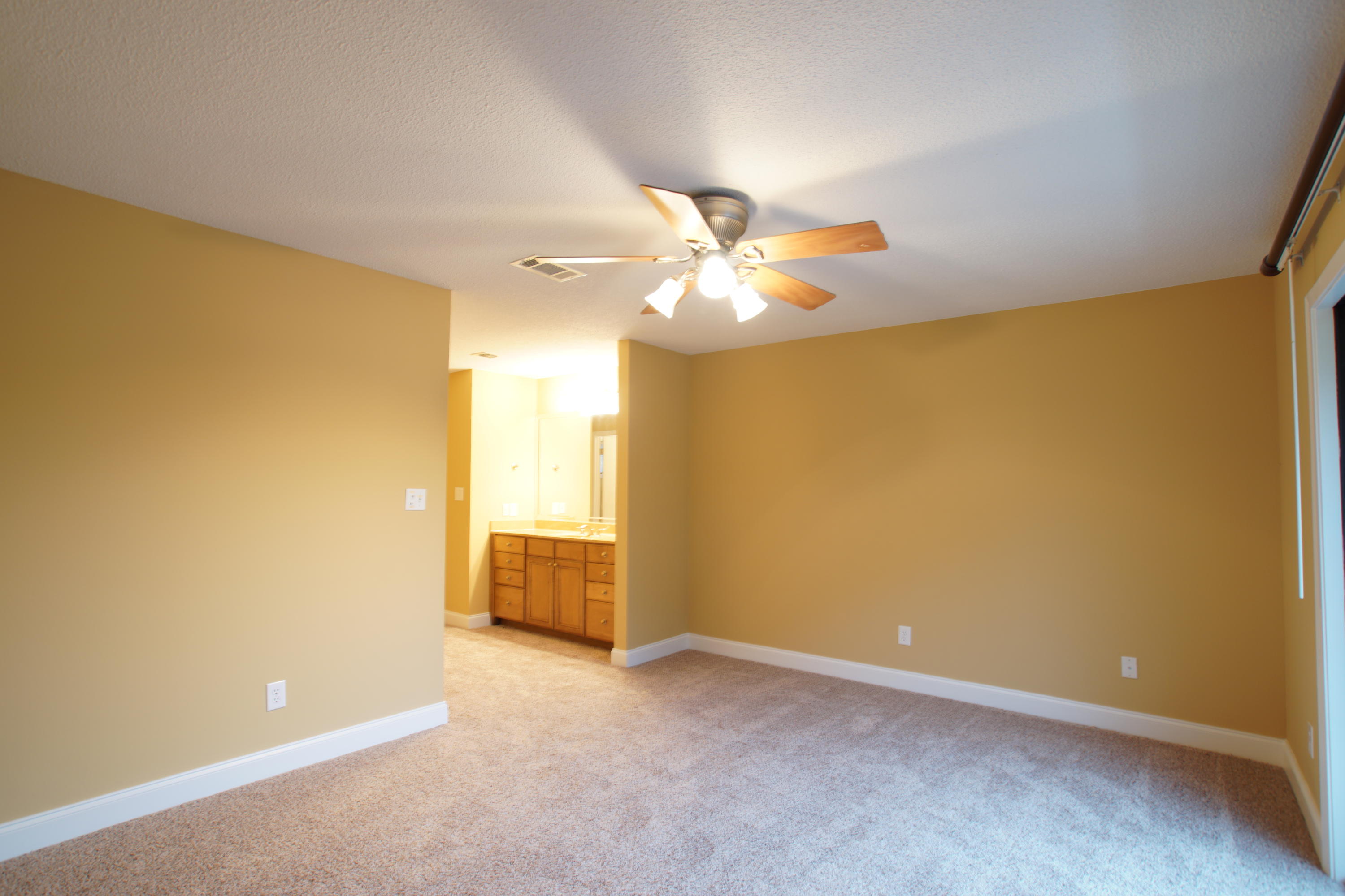 LINKSIDE VILLAGE UNIT 1 - Residential