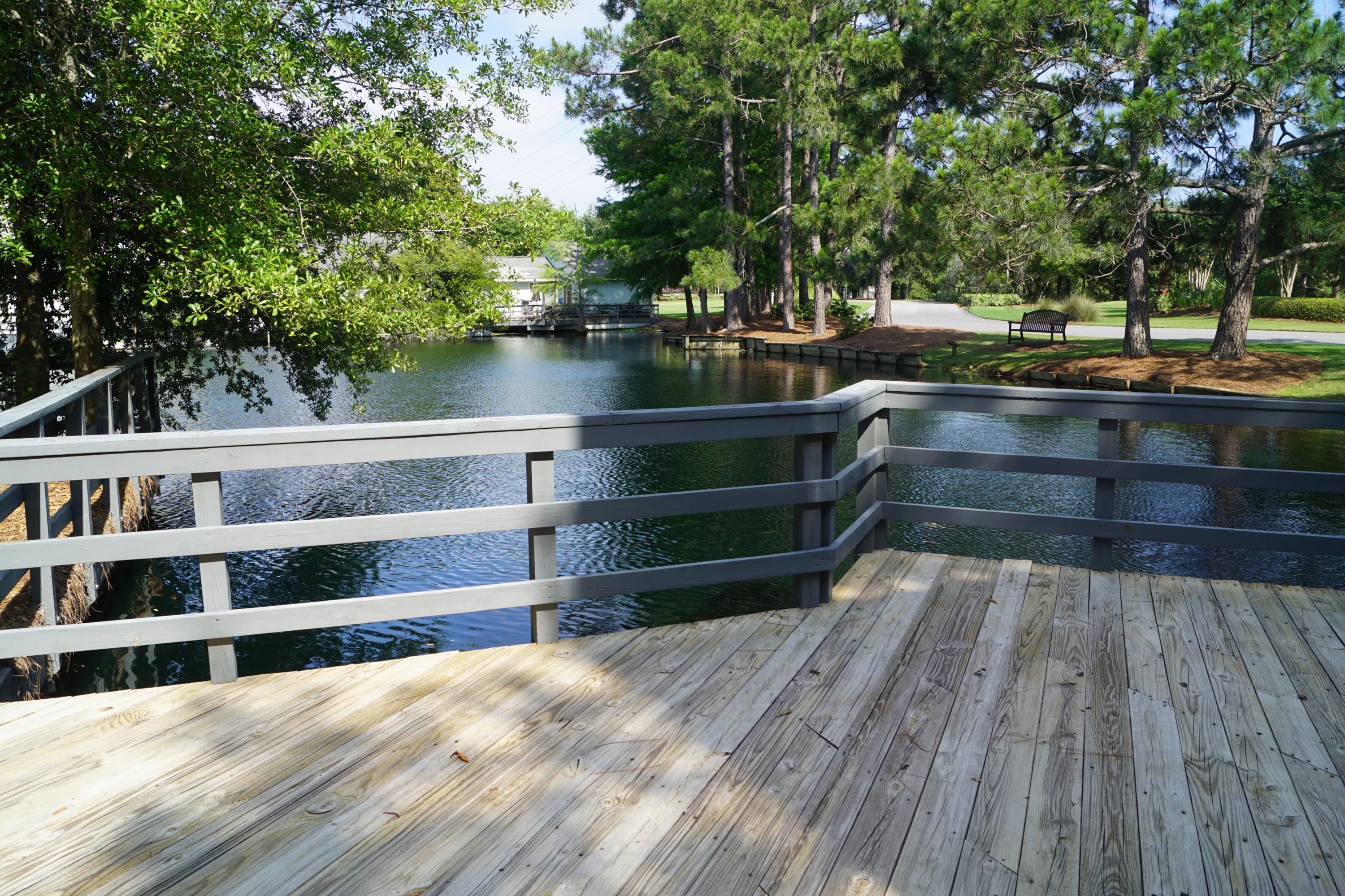 LINKSIDE VILLAGE UNIT 1 - Residential