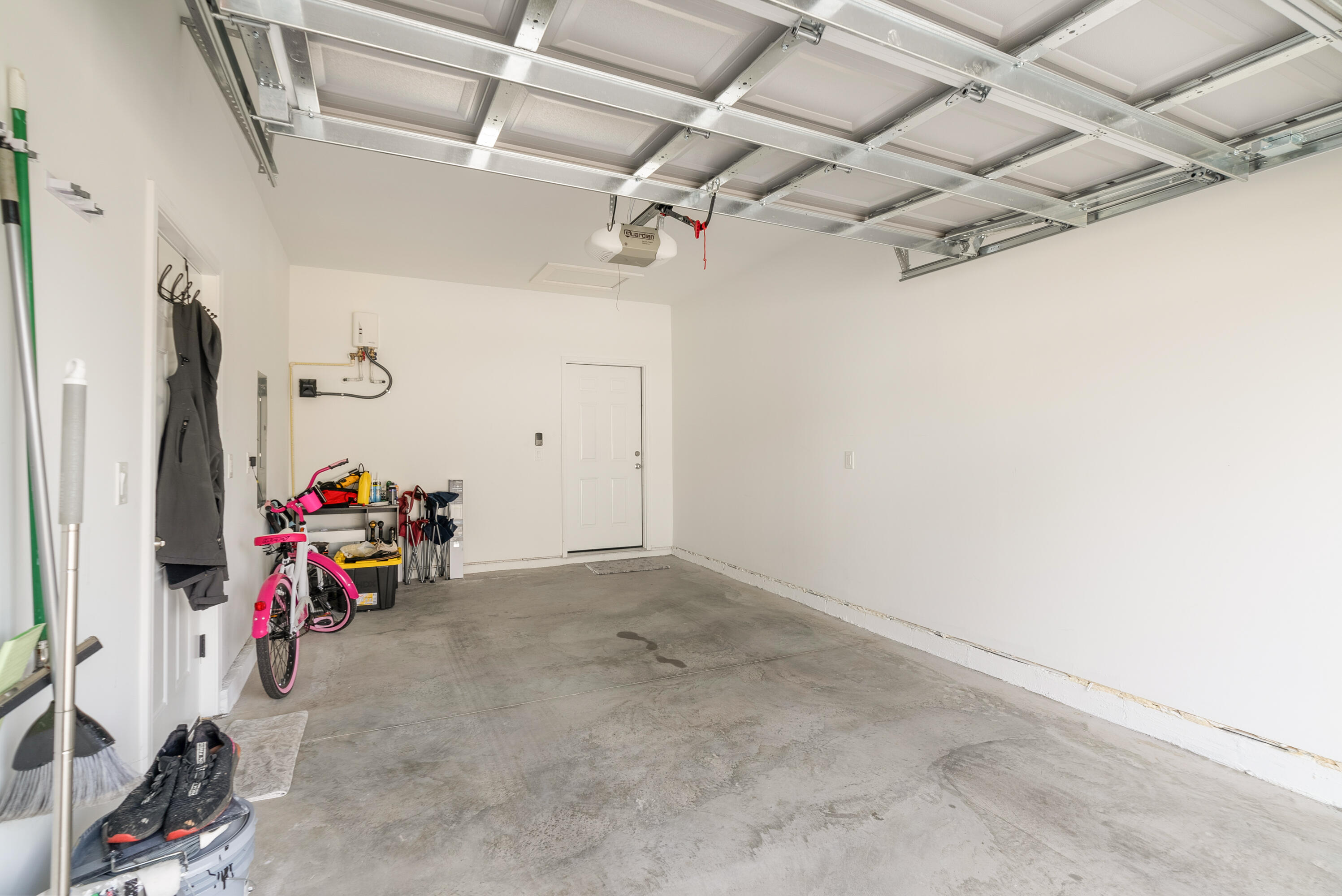 No Name - Residential