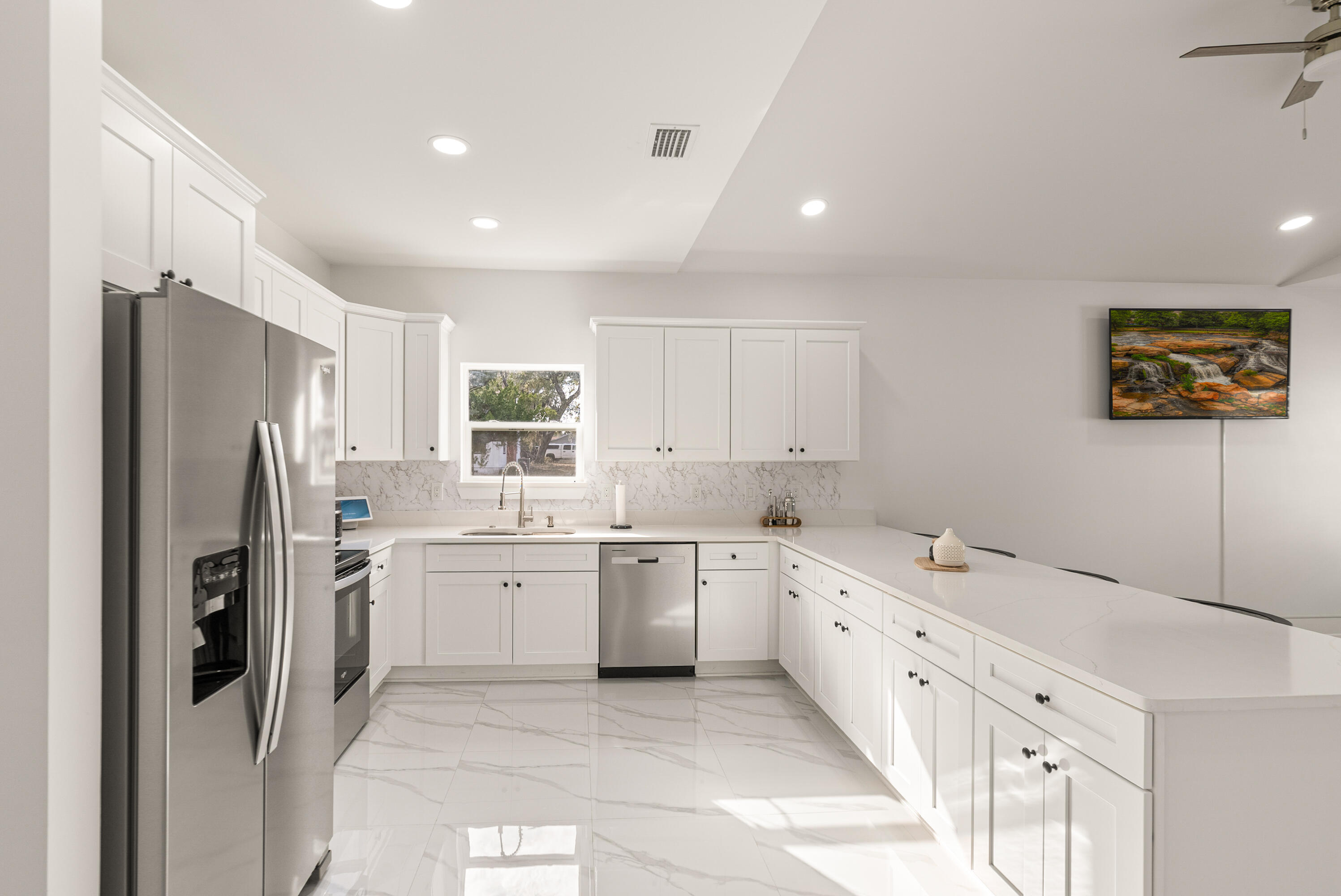 No Name - Residential