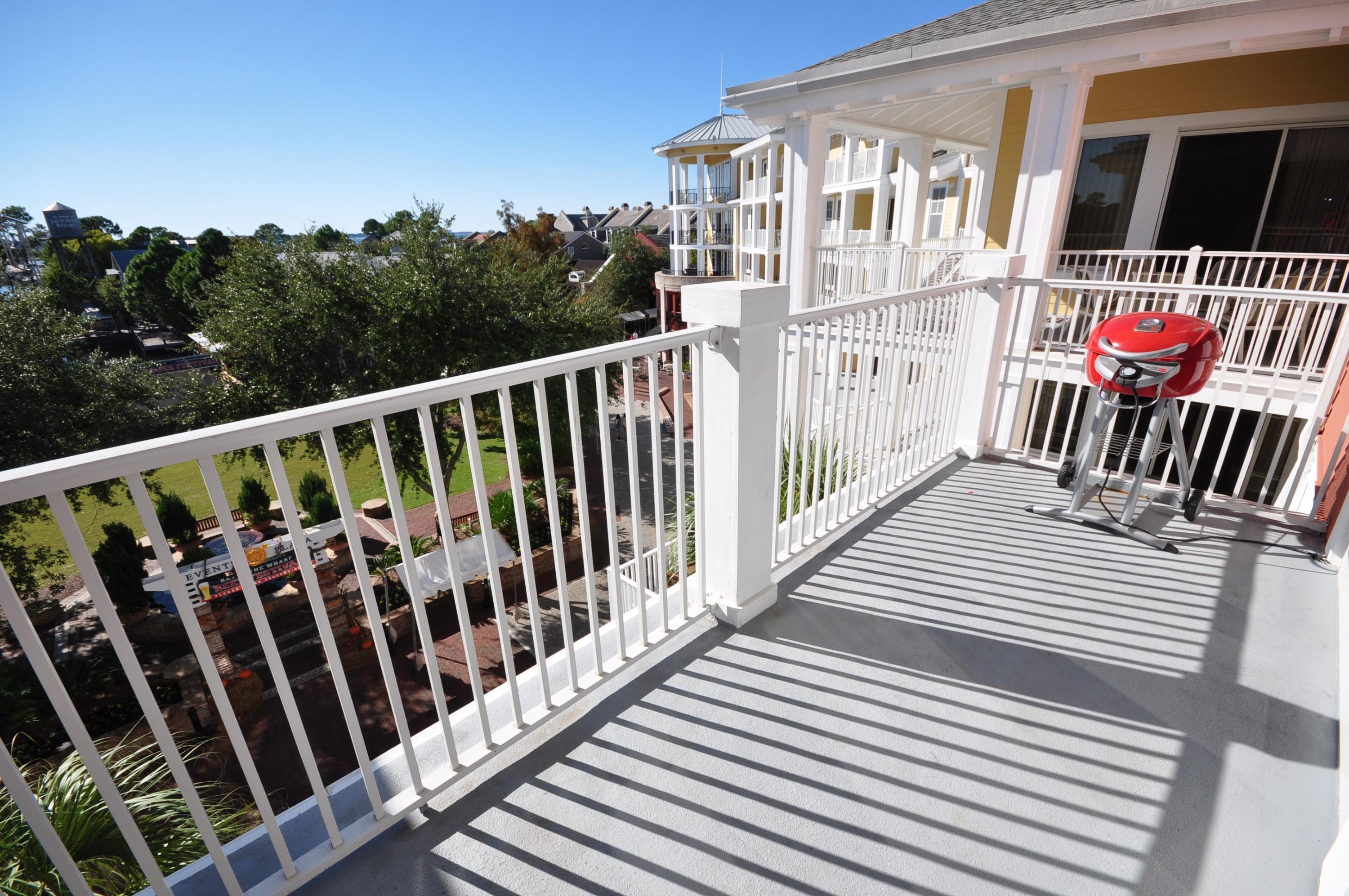 OBSERVATION POINT - Residential