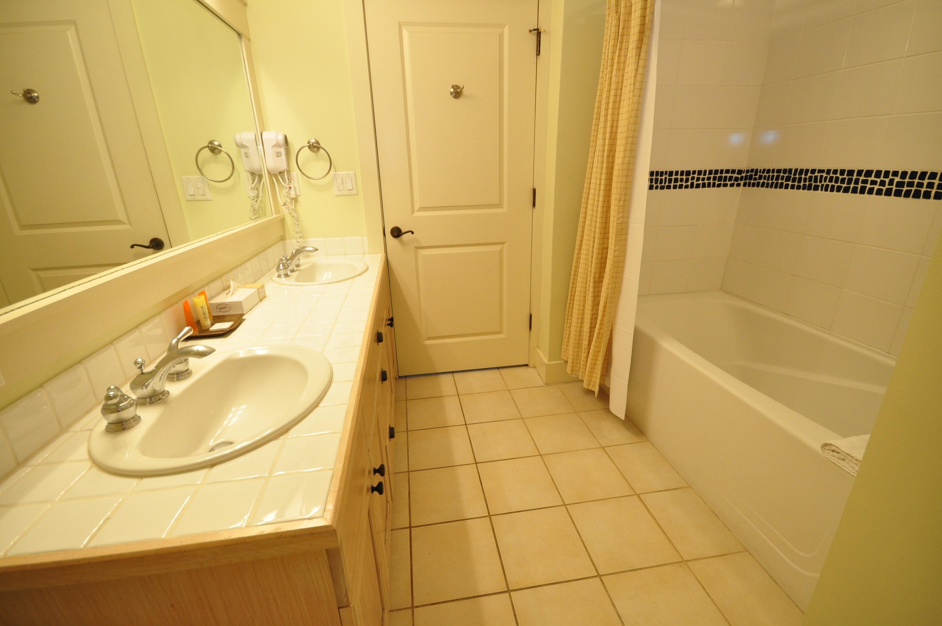 OBSERVATION POINT - Residential