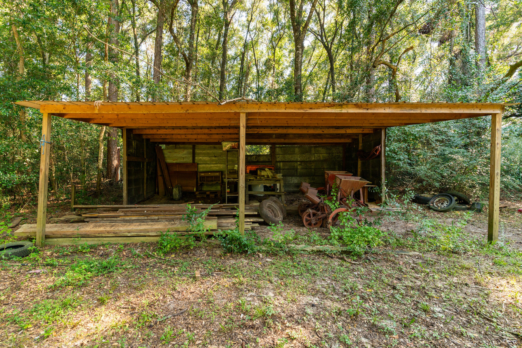 CINCO ADDN TO CRESTVIEW - Residential