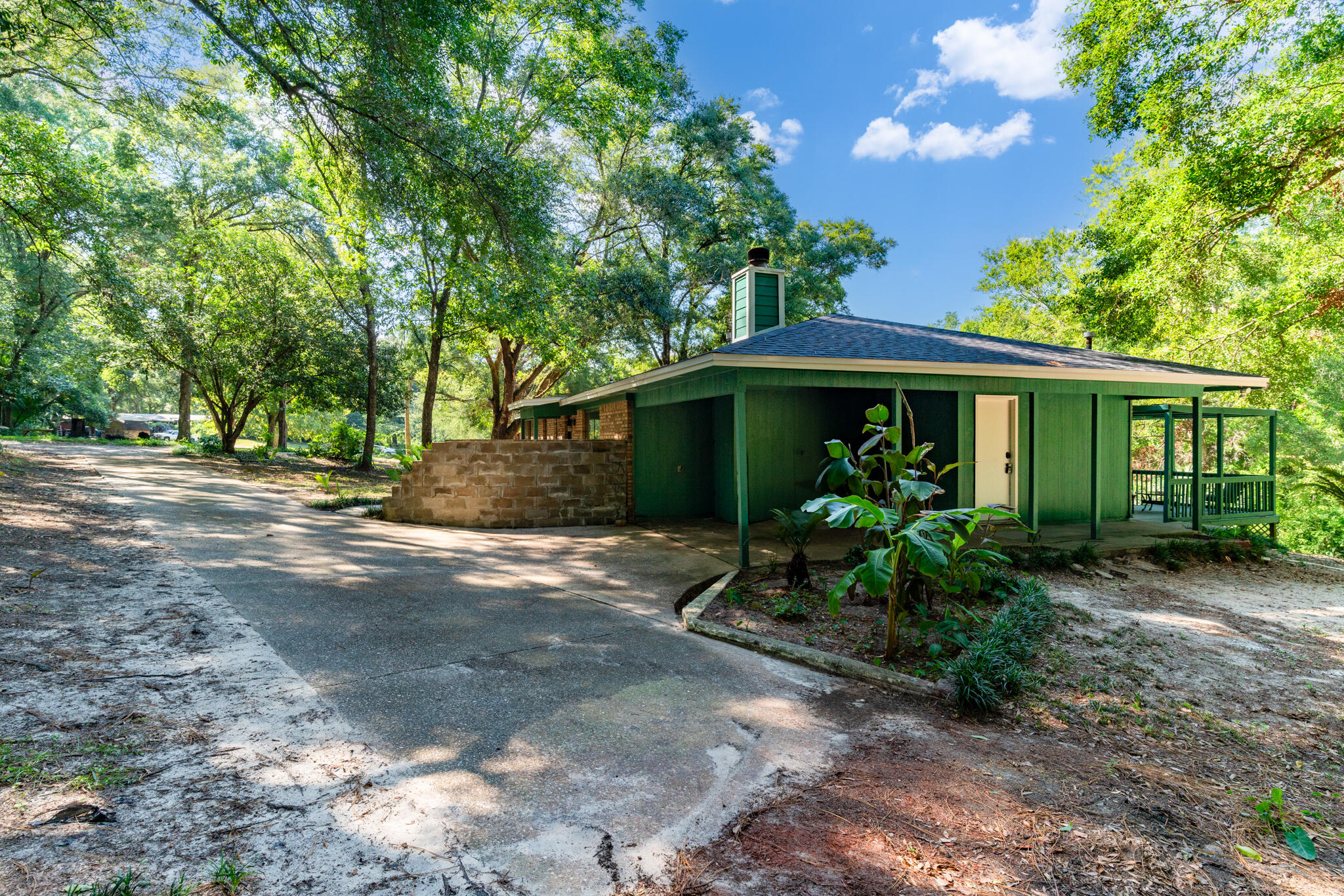 CINCO ADDN TO CRESTVIEW - Residential