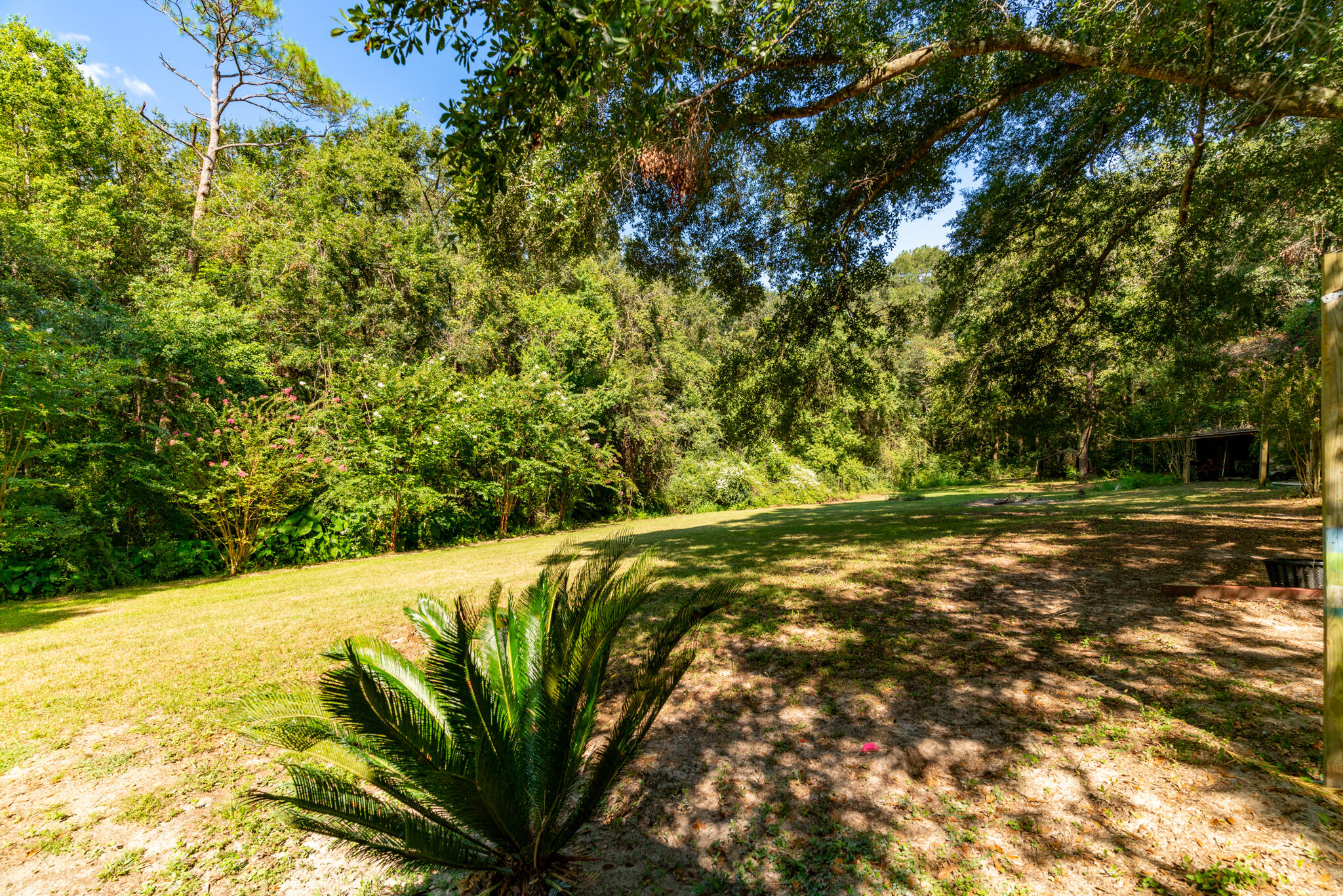 CINCO ADDN TO CRESTVIEW - Residential