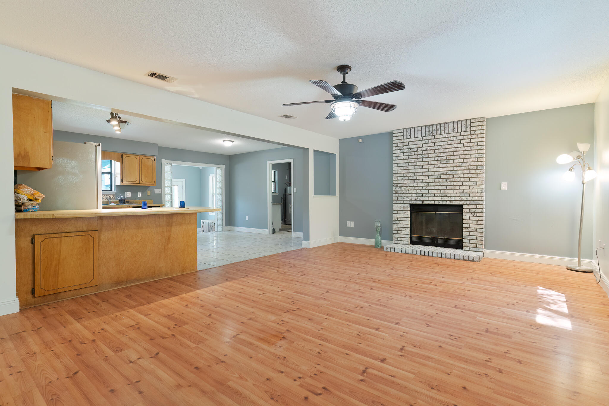 CINCO ADDN TO CRESTVIEW - Residential