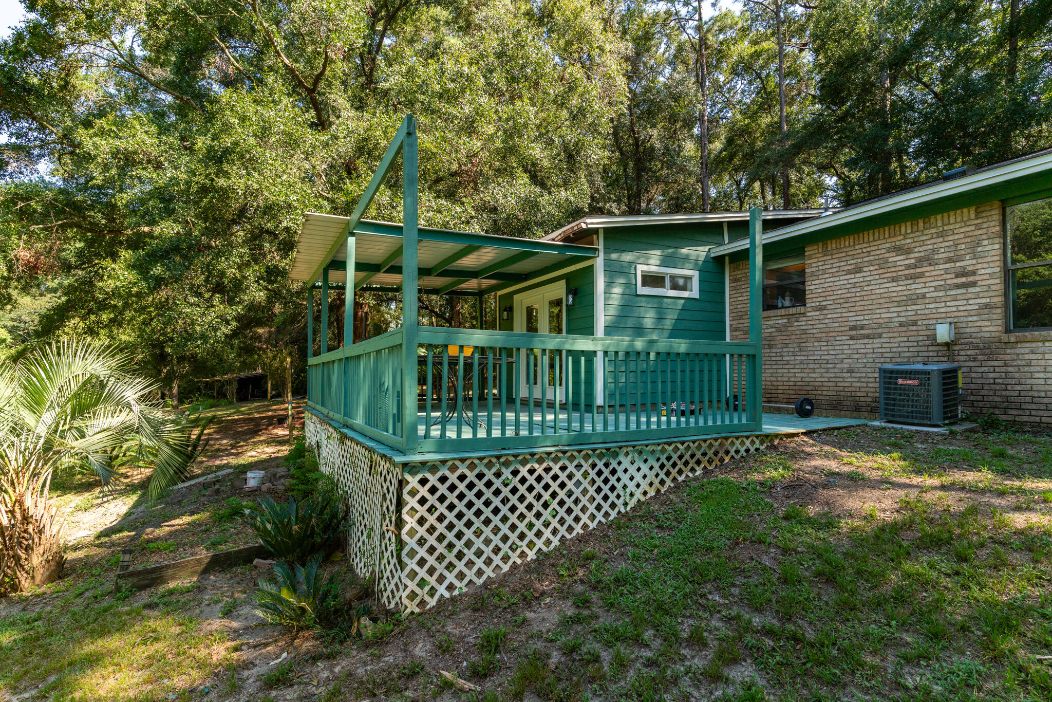 CINCO ADDN TO CRESTVIEW - Residential