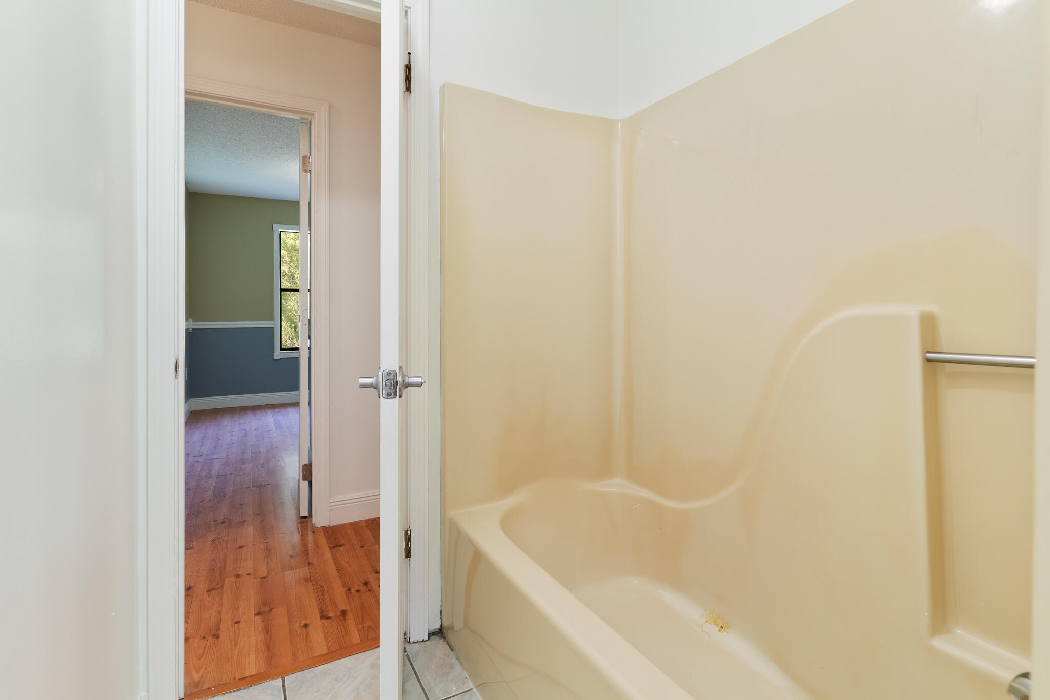 CINCO ADDN TO CRESTVIEW - Residential