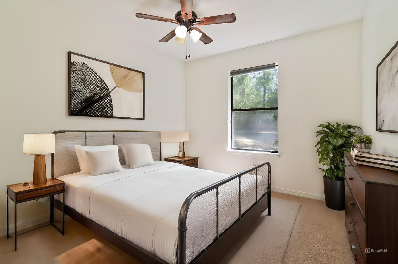 CINCO ADDN TO CRESTVIEW - Residential