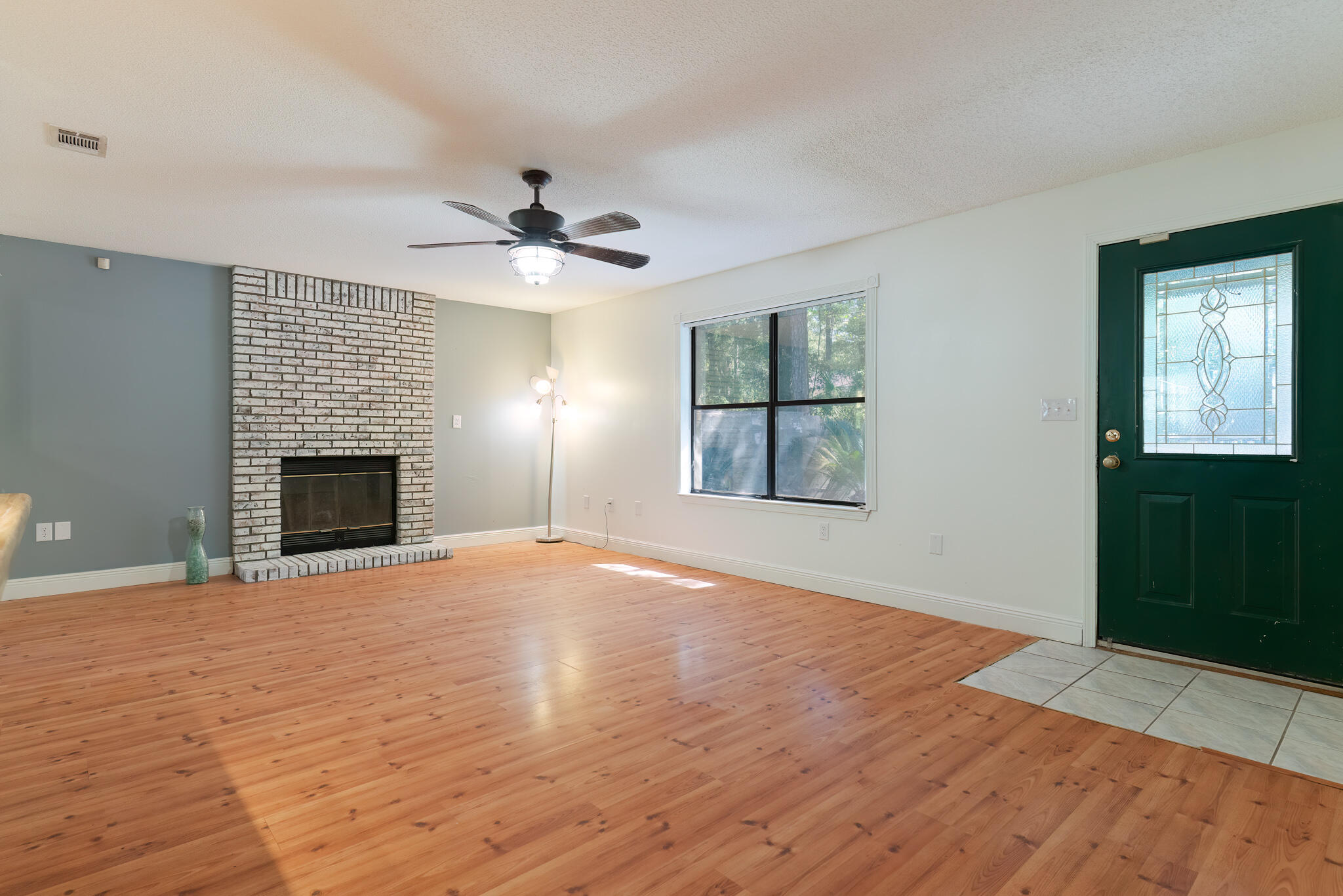 CINCO ADDN TO CRESTVIEW - Residential