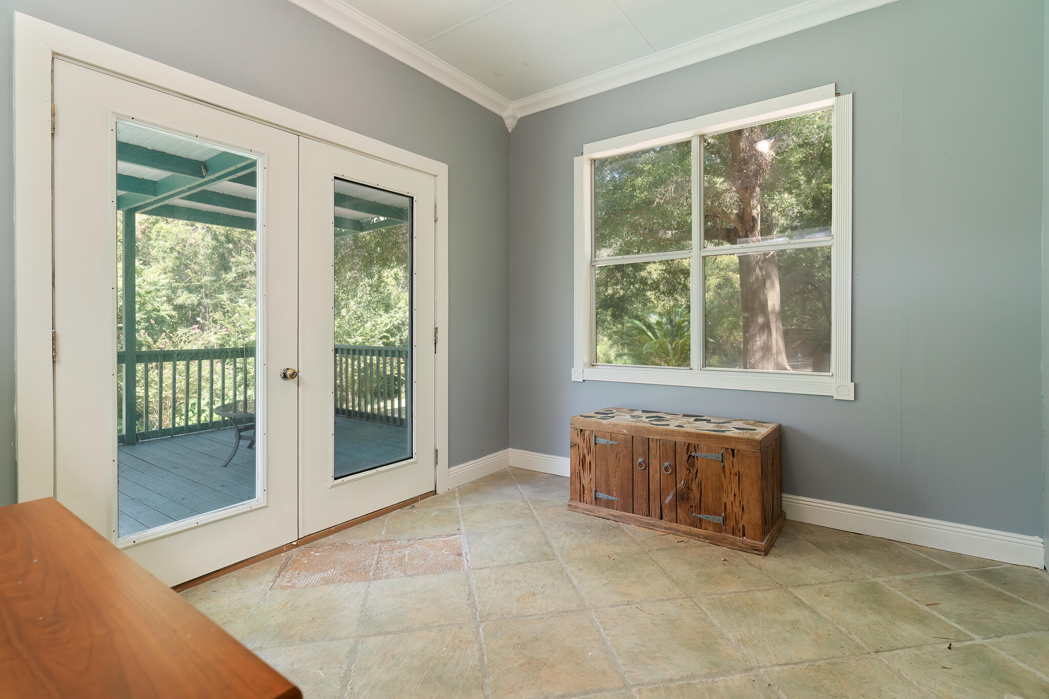 CINCO ADDN TO CRESTVIEW - Residential