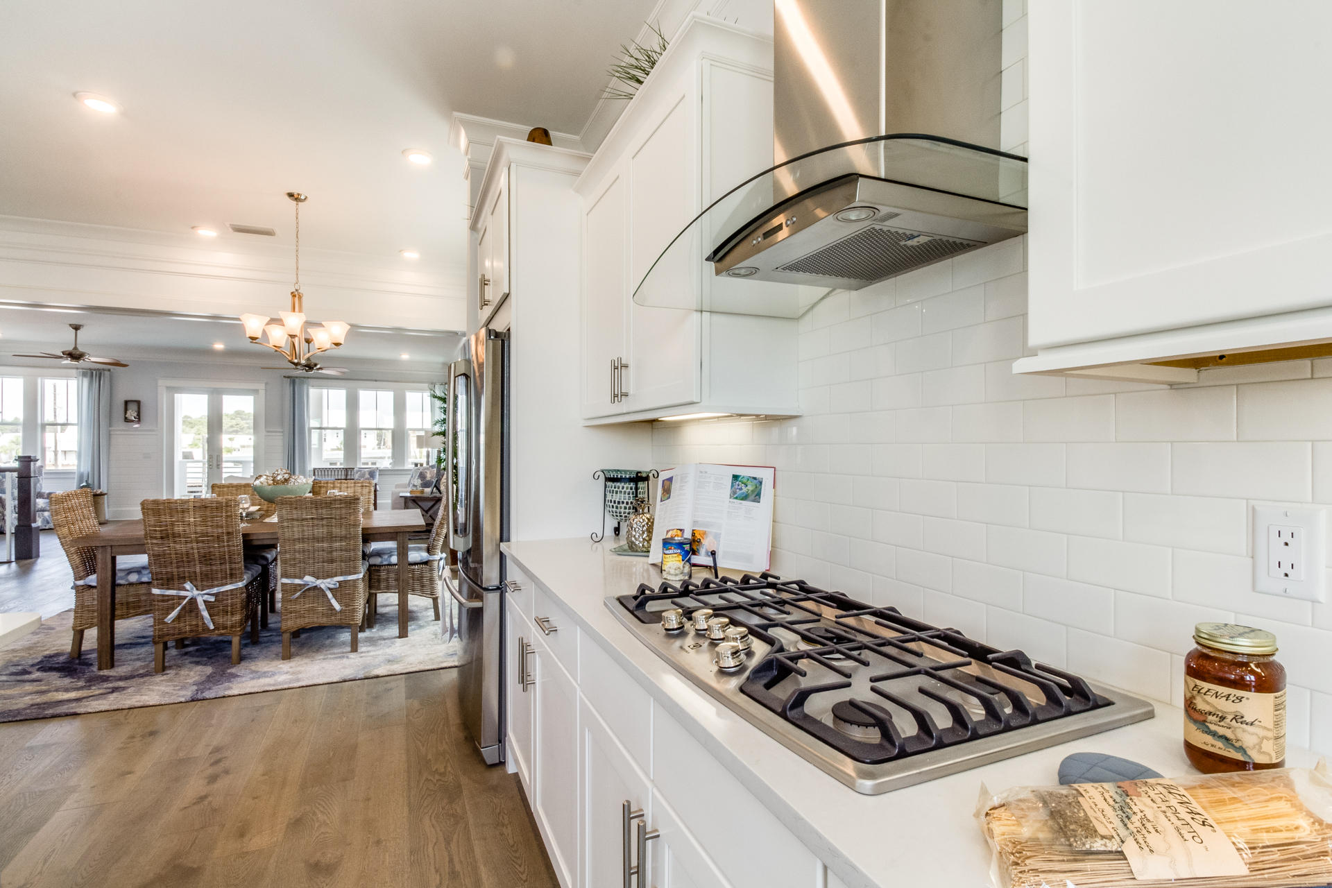 PROMINENCE - Residential