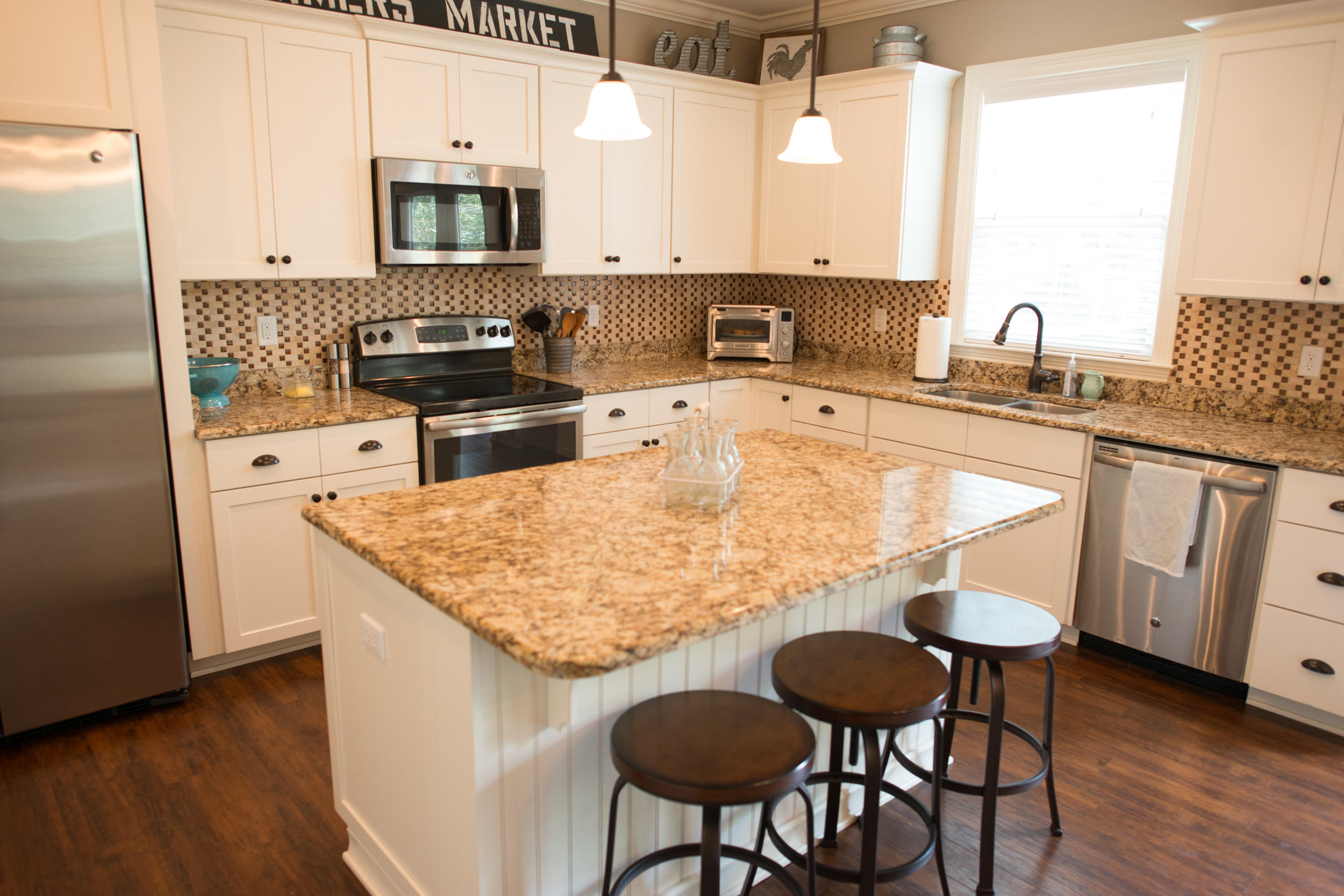 MILL CREEK FARMS - Residential