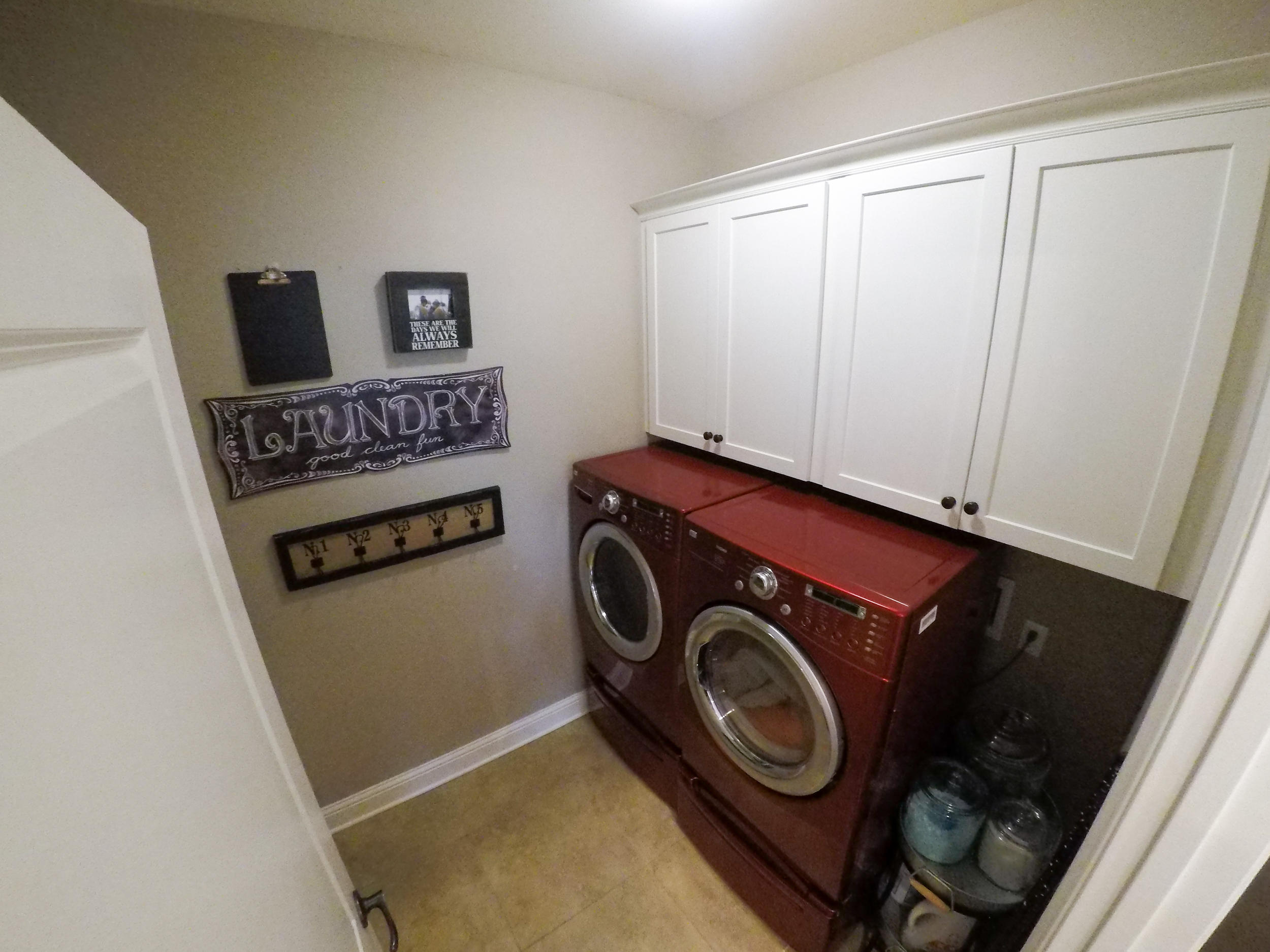 MILL CREEK FARMS - Residential