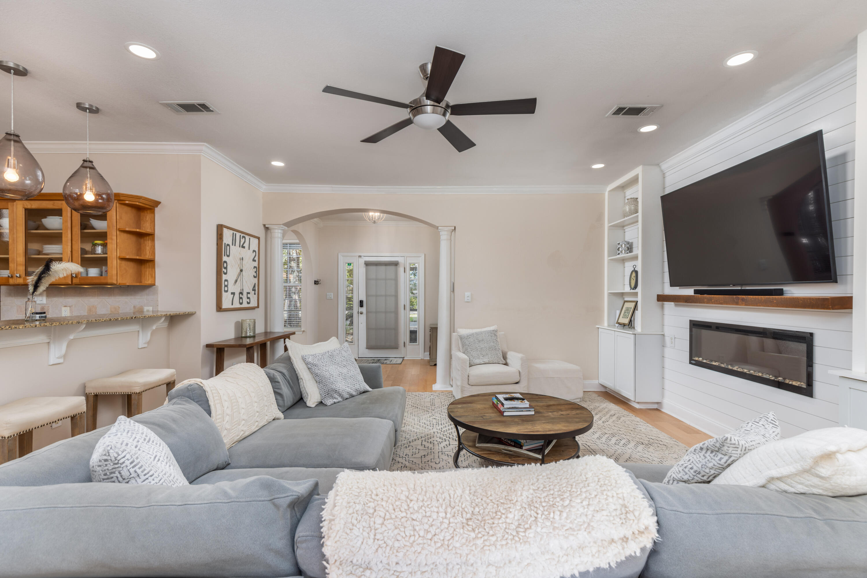 MOORES LANDING - Residential