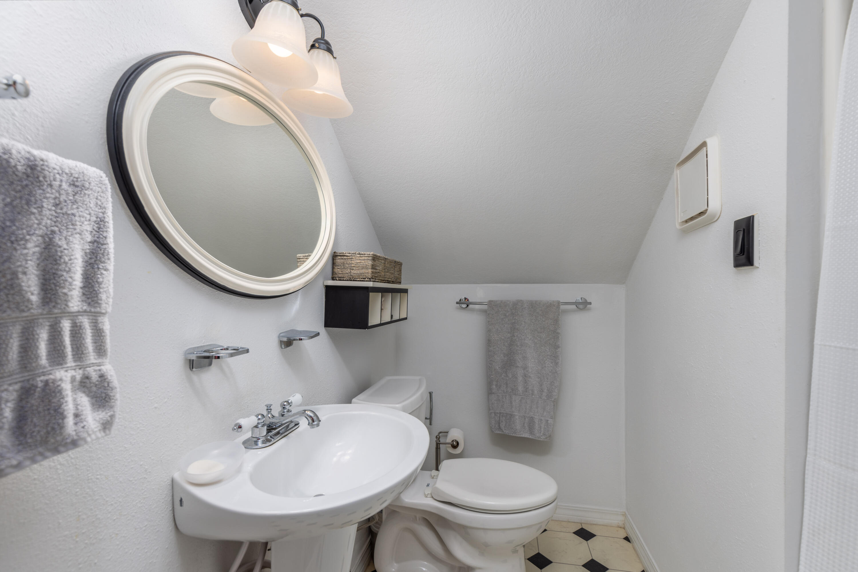 MOORES LANDING - Residential