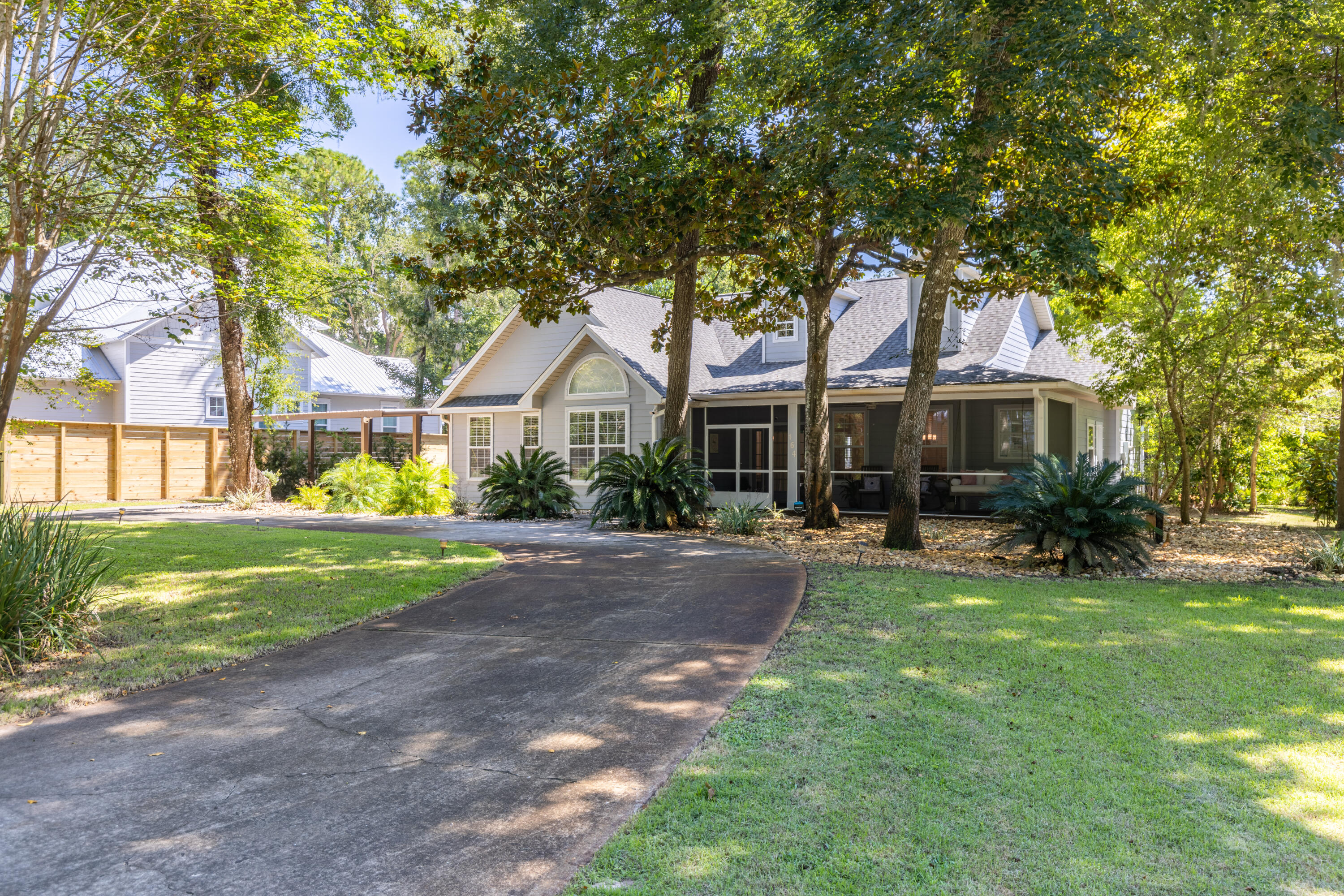 MOORES LANDING - Residential