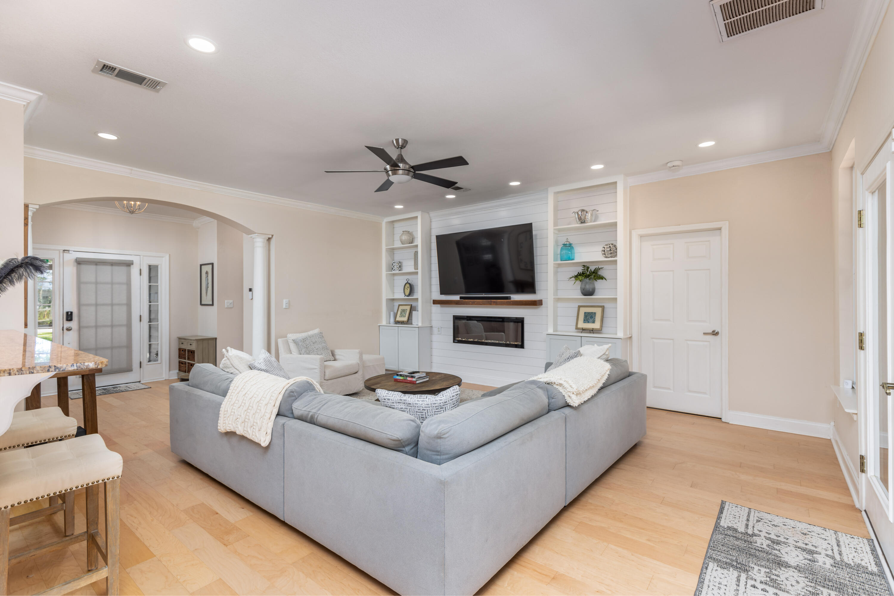 MOORES LANDING - Residential