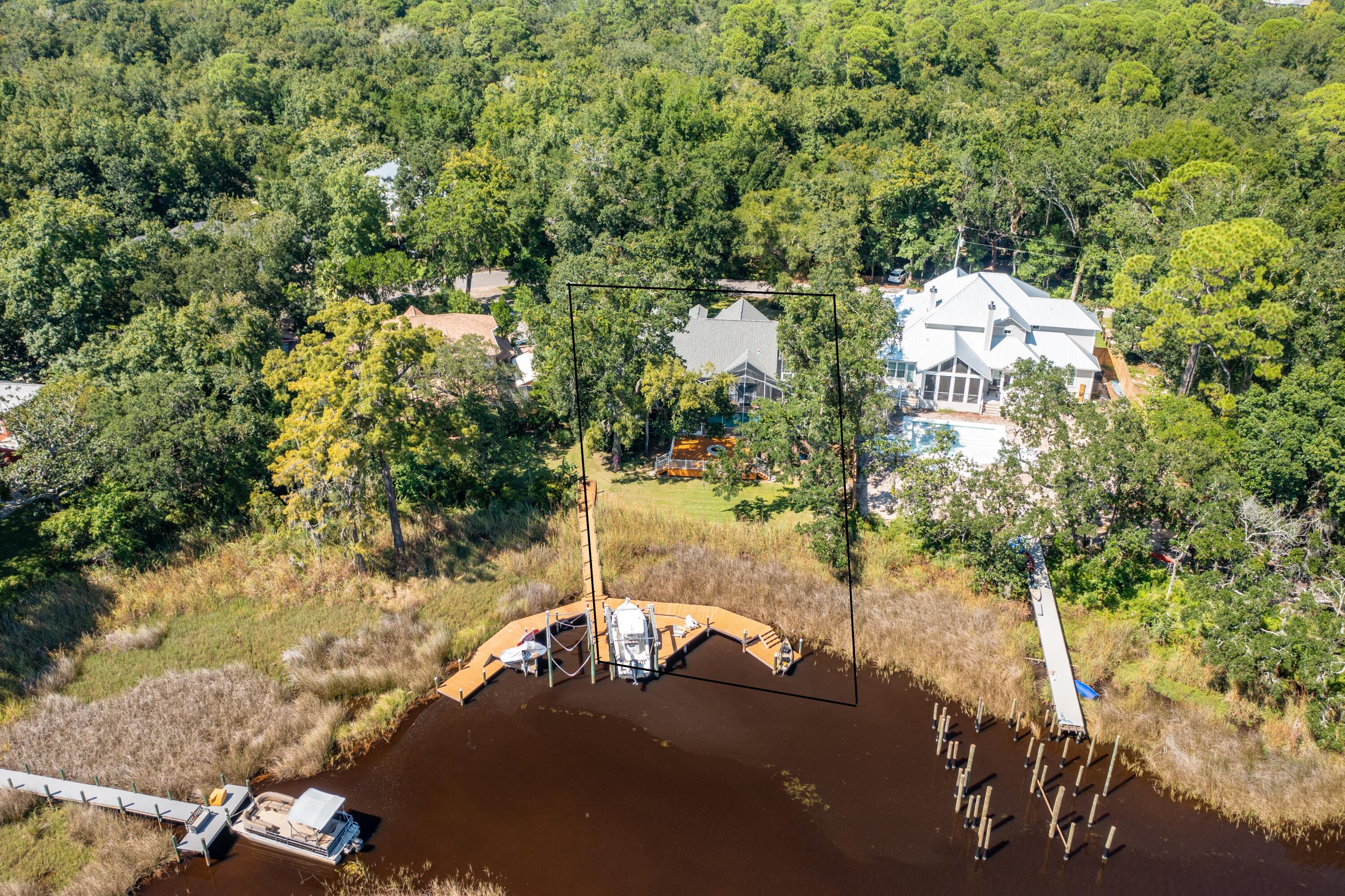 MOORES LANDING - Residential