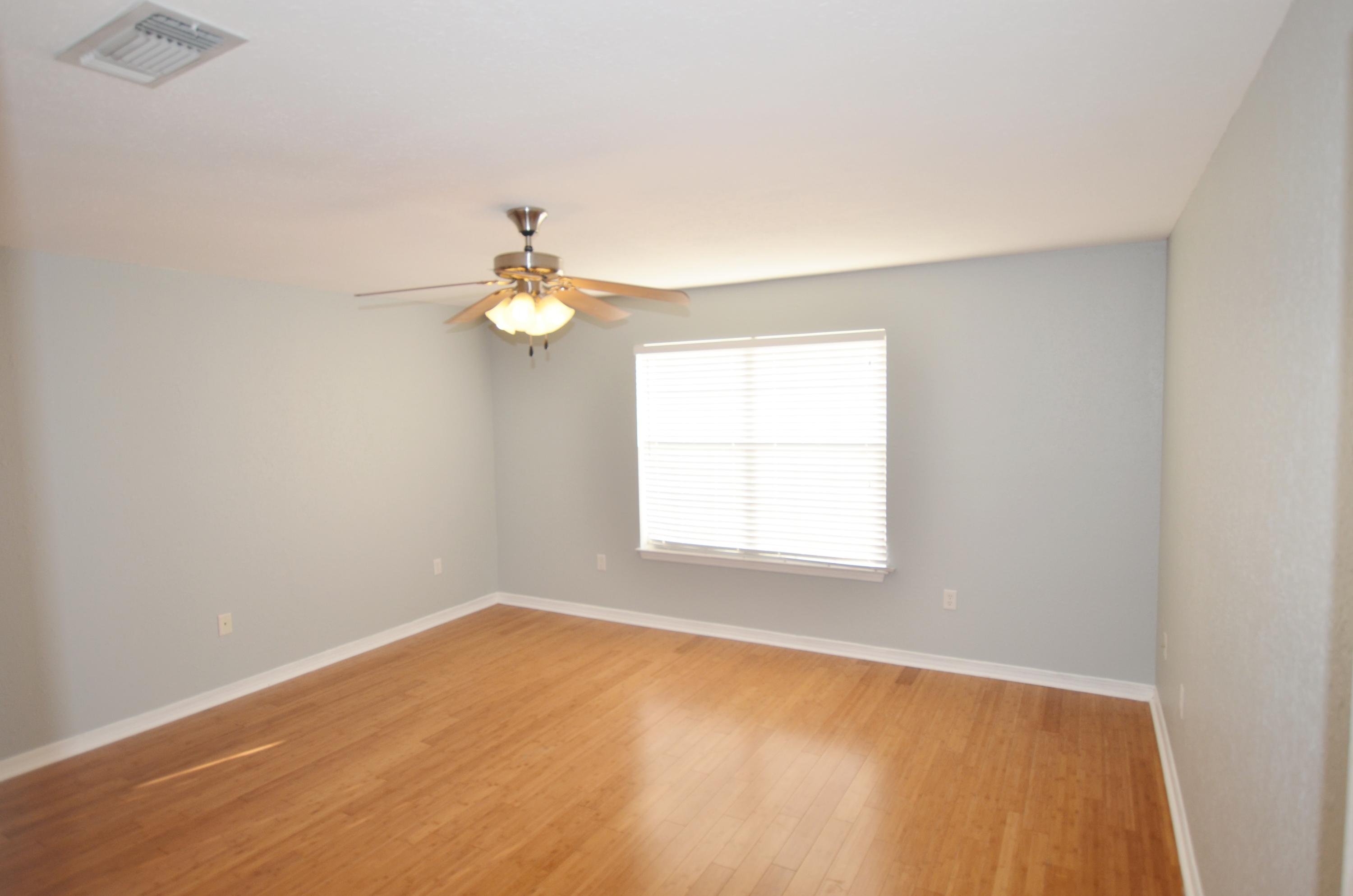 DRIFTWOOD ESTATES - Residential Lease