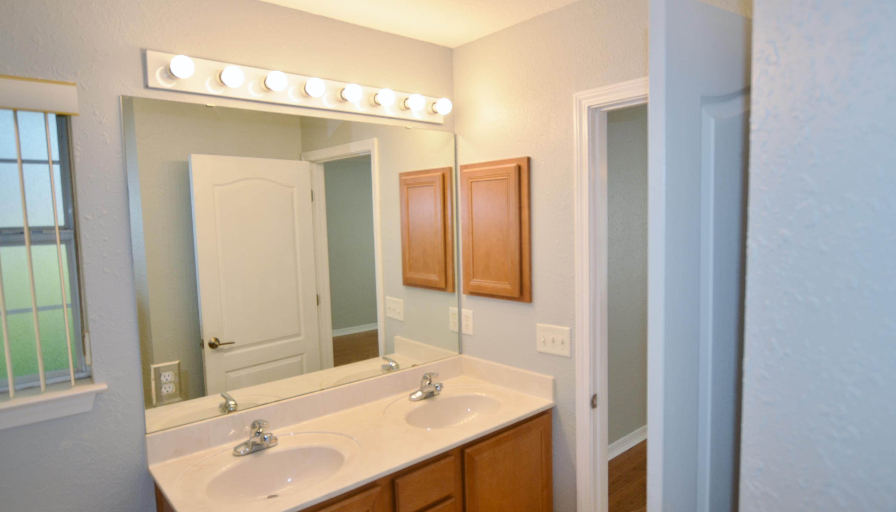 DRIFTWOOD ESTATES - Residential Lease