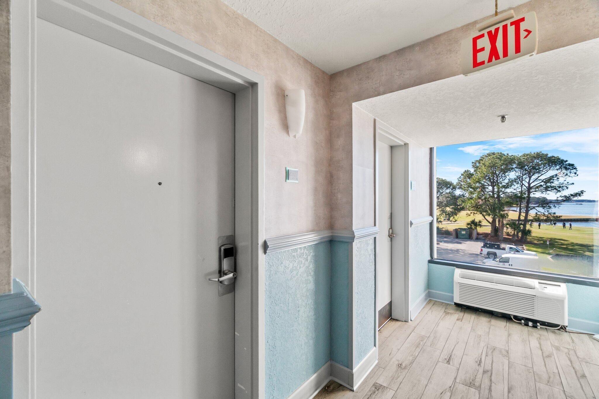 BAYSIDE AT SANDESTIN - Residential