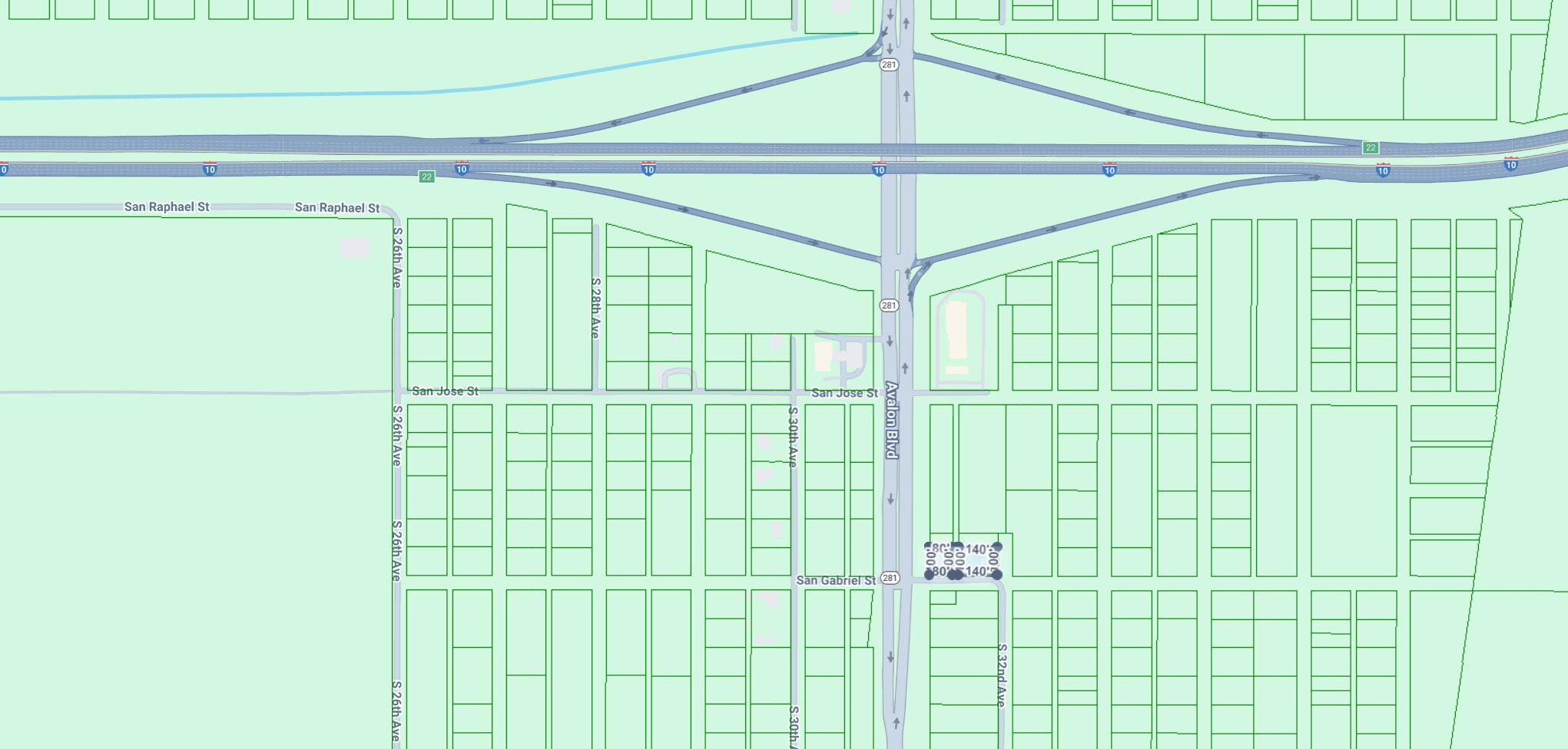 Main image without alt text