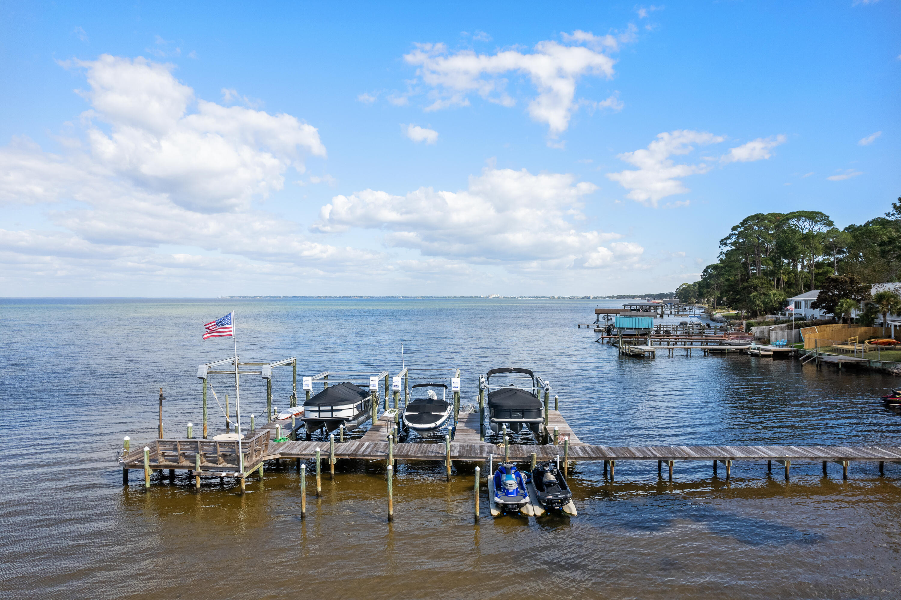 BAYSHORE GARDENS - Residential