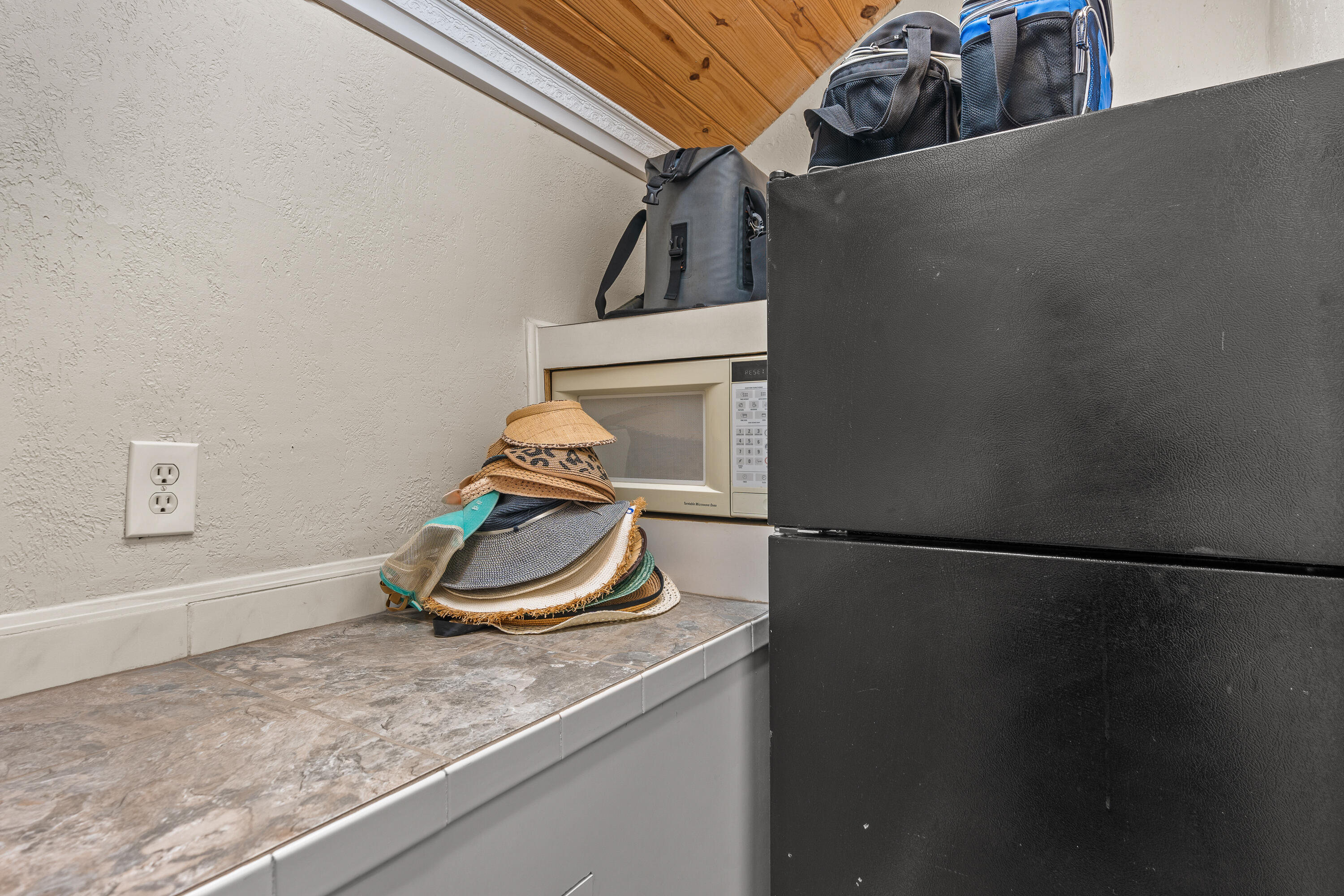 BAYSHORE GARDENS - Residential