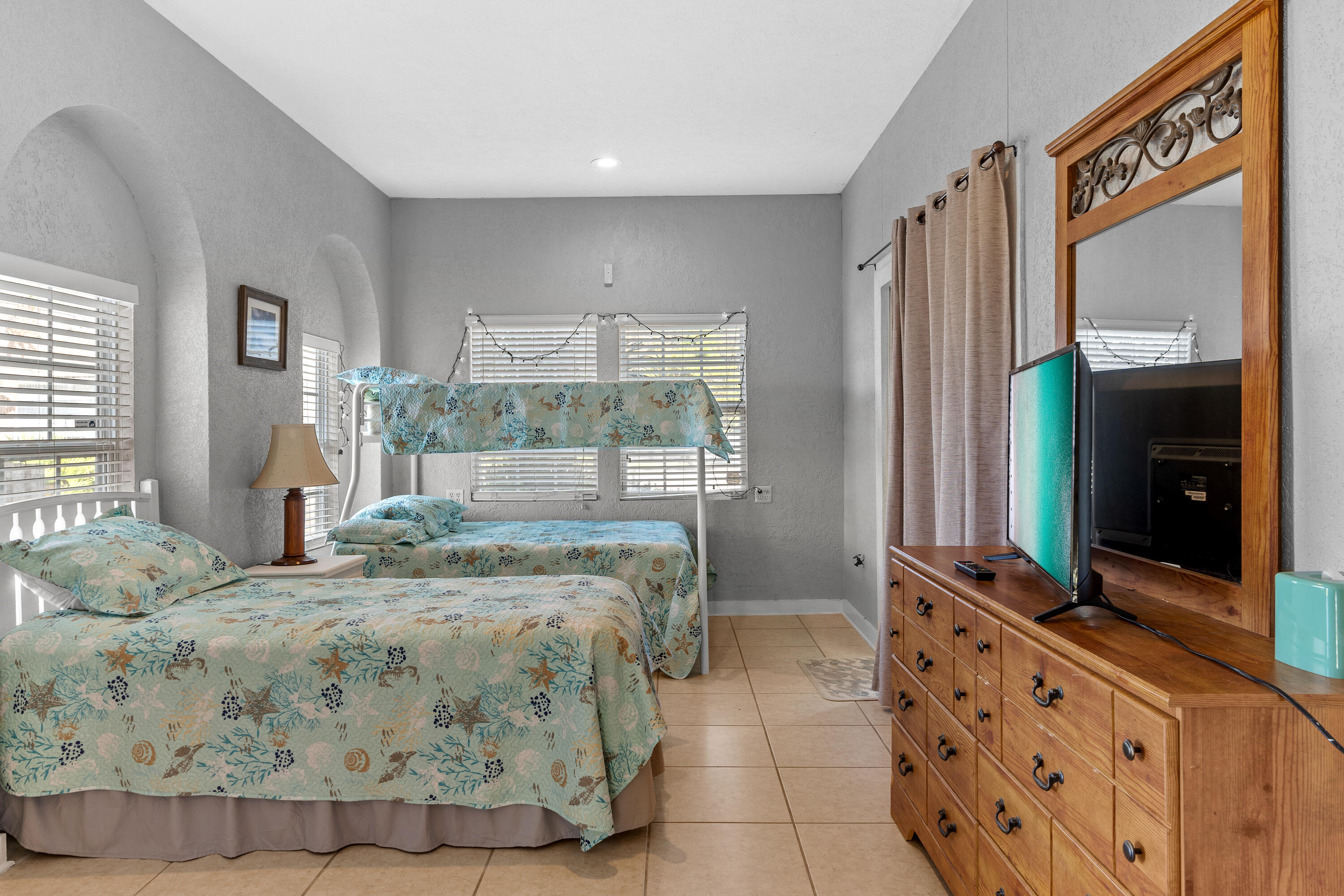 BAYSHORE GARDENS - Residential