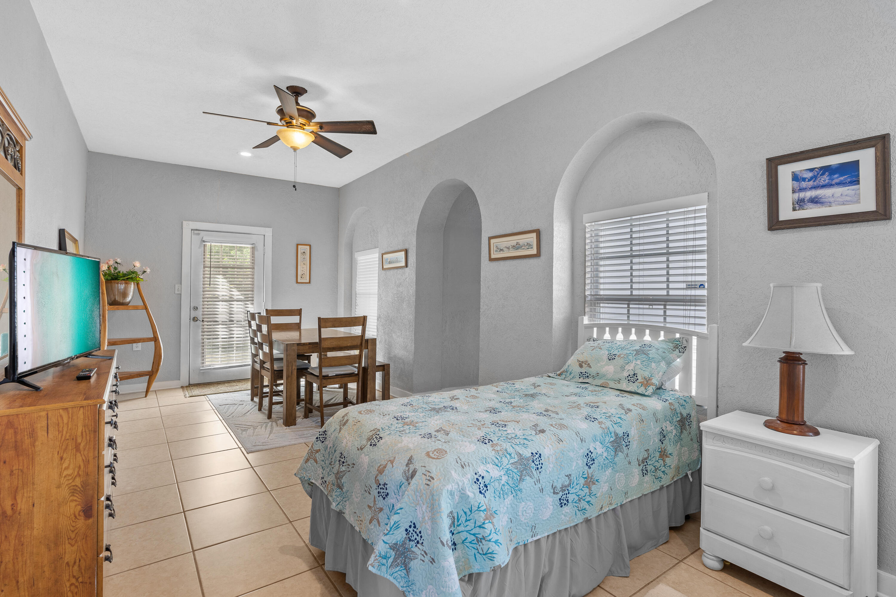 BAYSHORE GARDENS - Residential