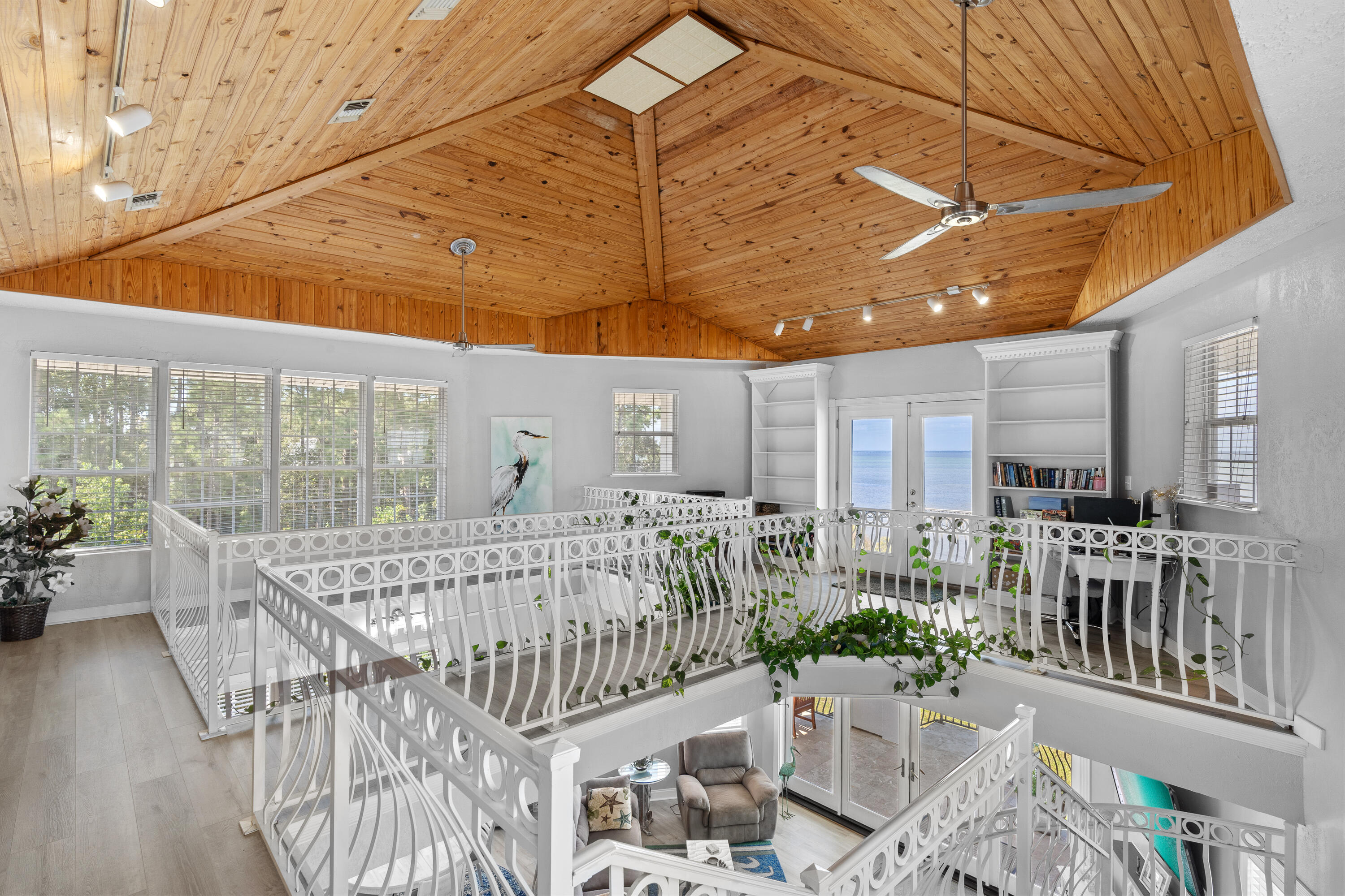 BAYSHORE GARDENS - Residential