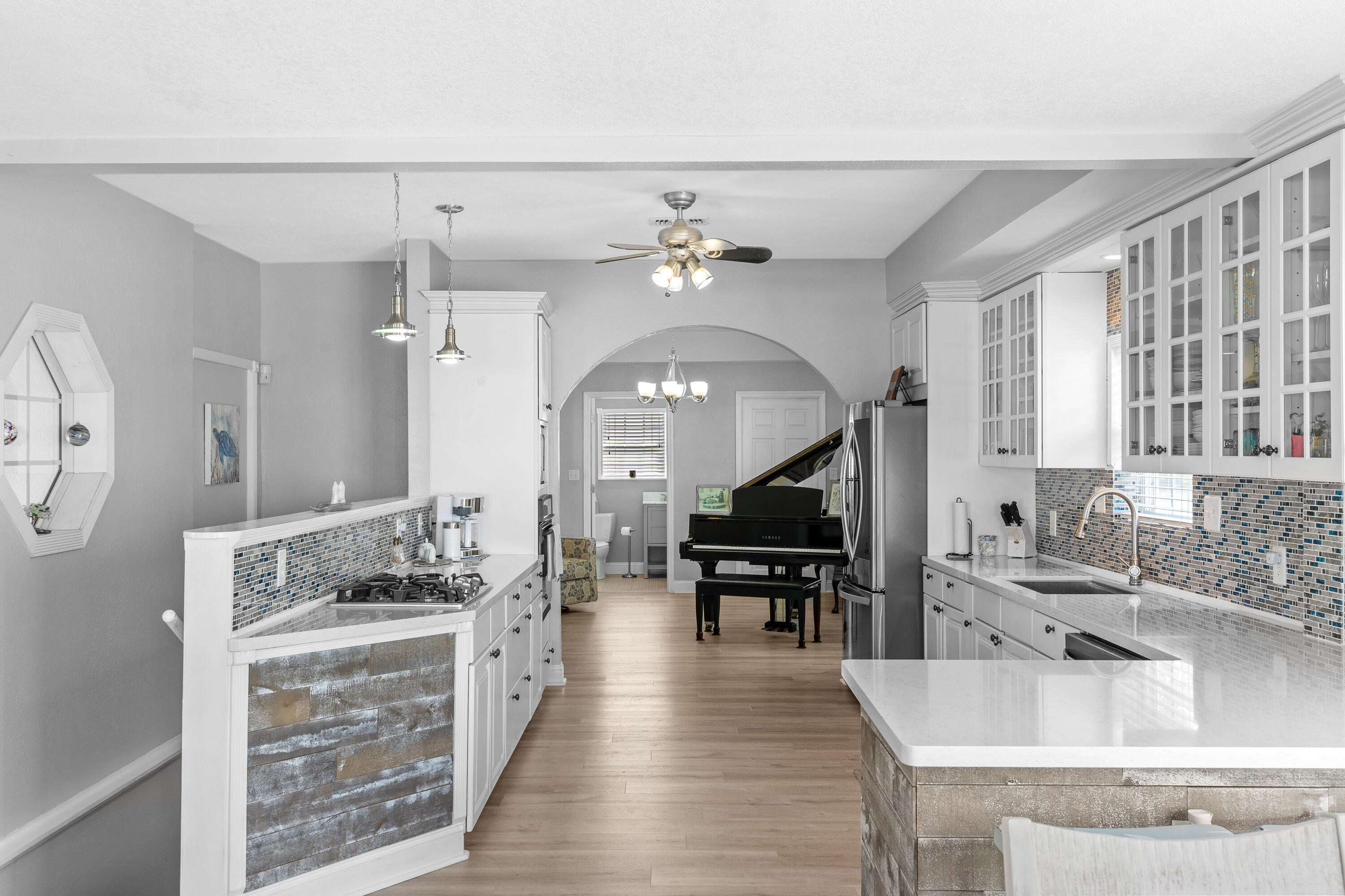 BAYSHORE GARDENS - Residential