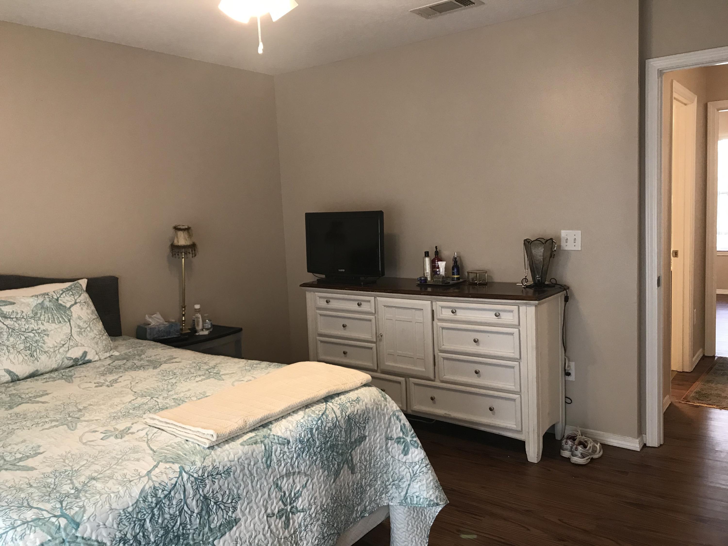 Shay Lin Townhouses Condominium Assoc. - Residential