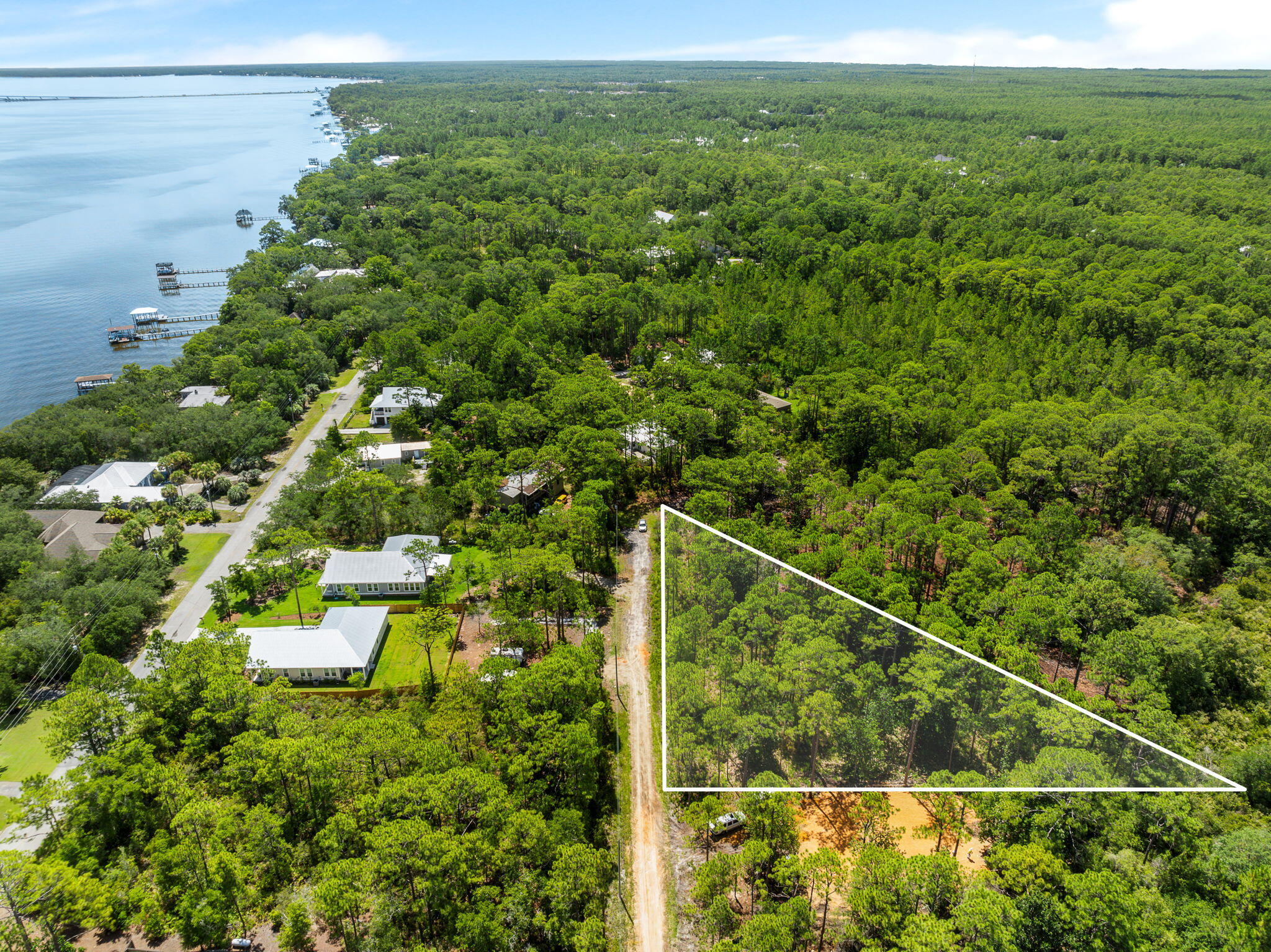 HATCHEE SHORES - Land