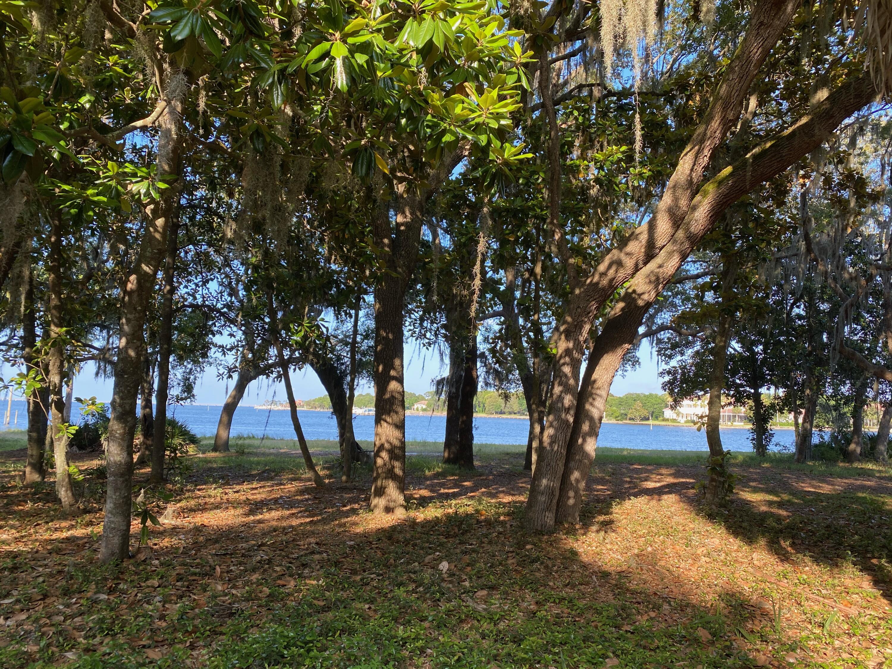 Estates at Indian Pointe - Land