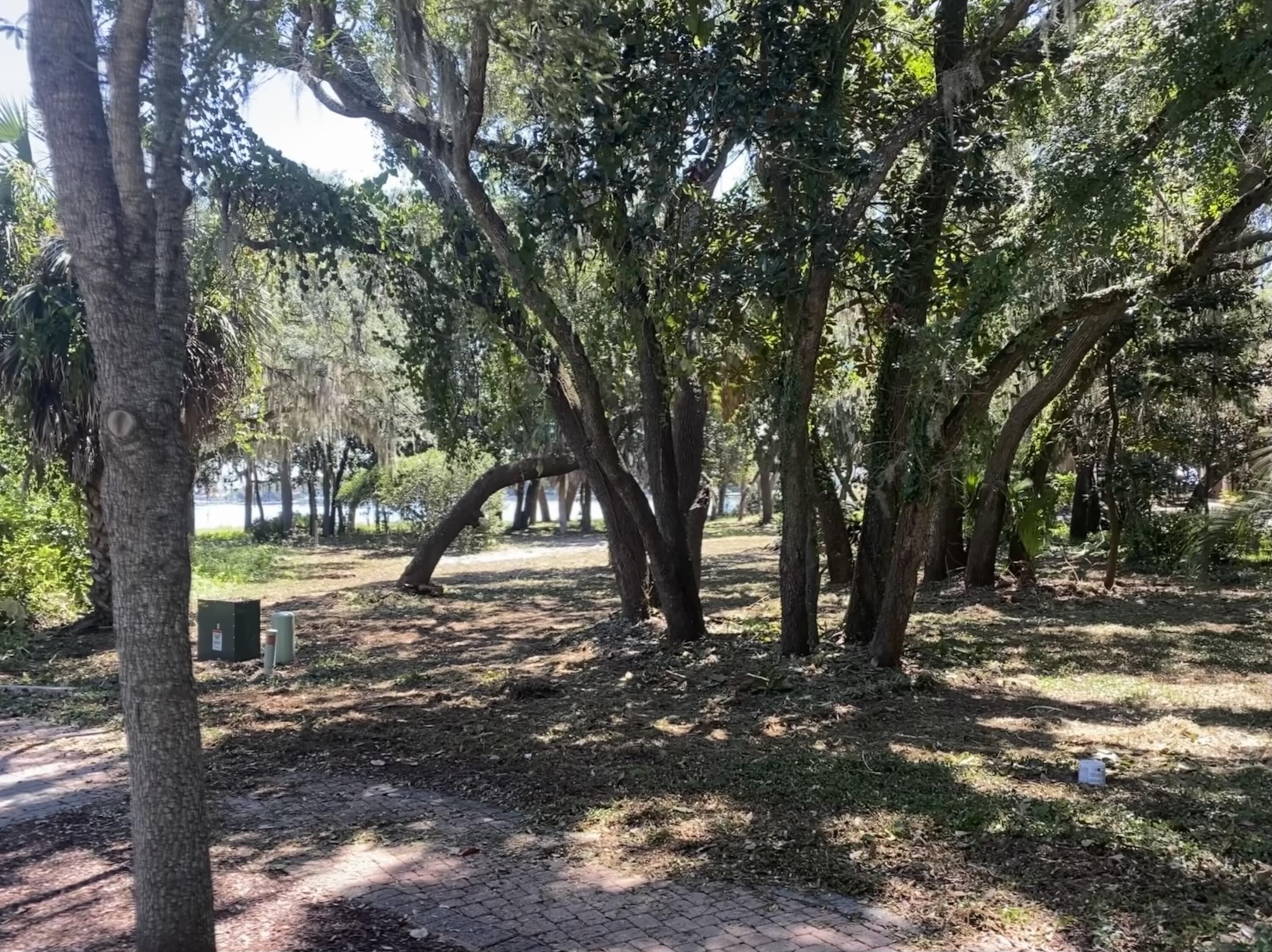 Estates at Indian Pointe - Land