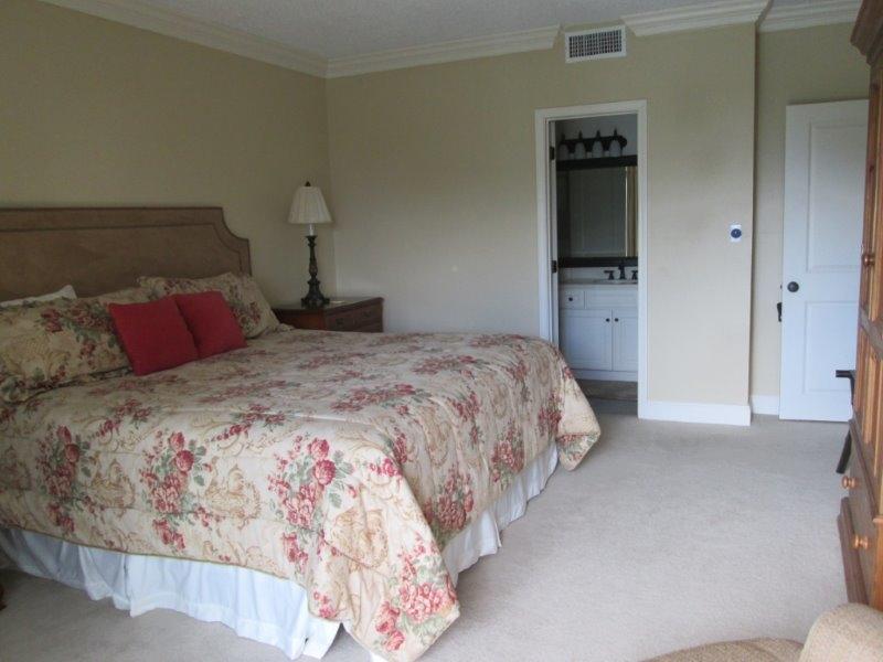 SILVER DUNES CONDO - Residential